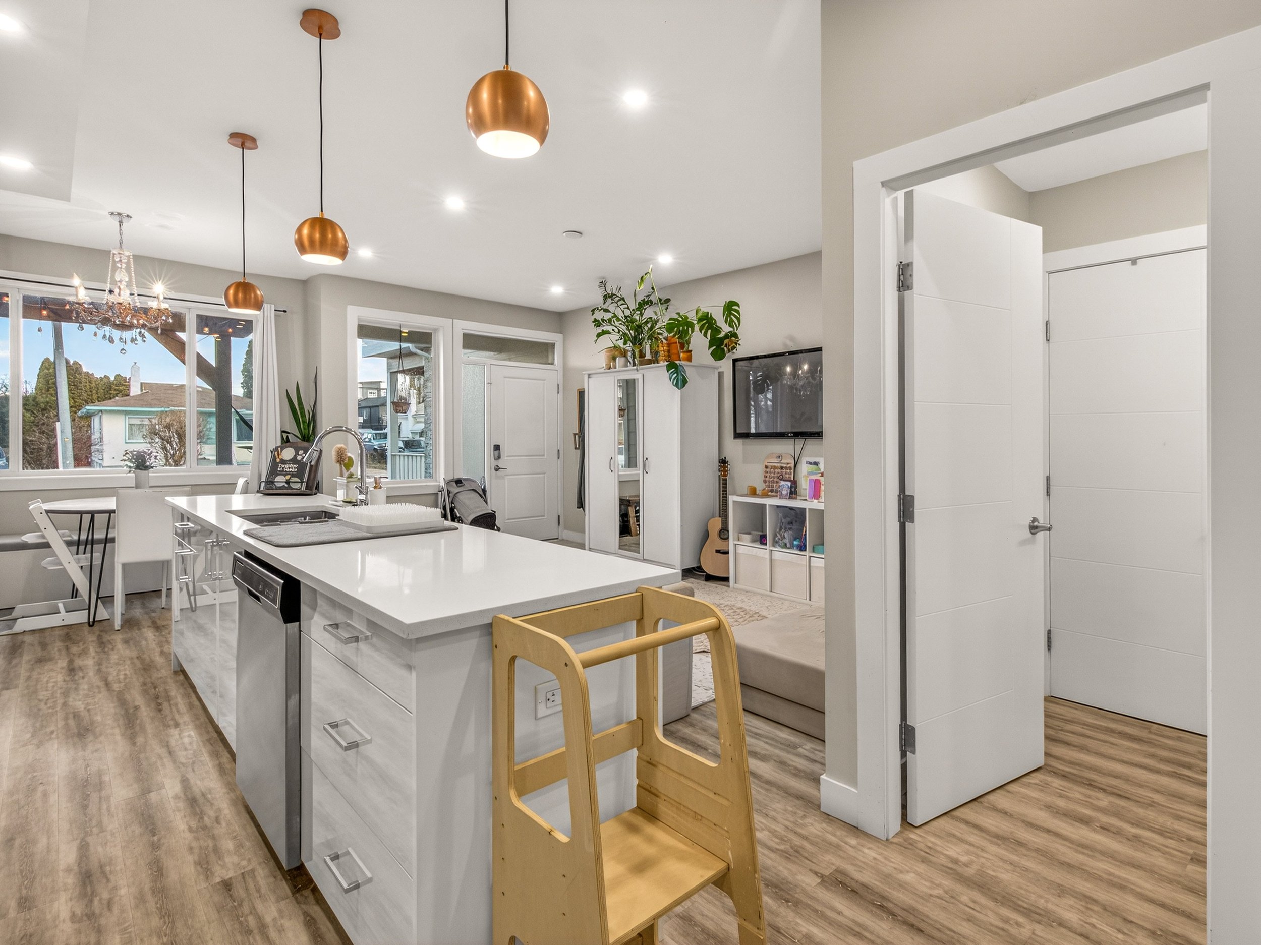 016-P2566848.jpg (Copy)