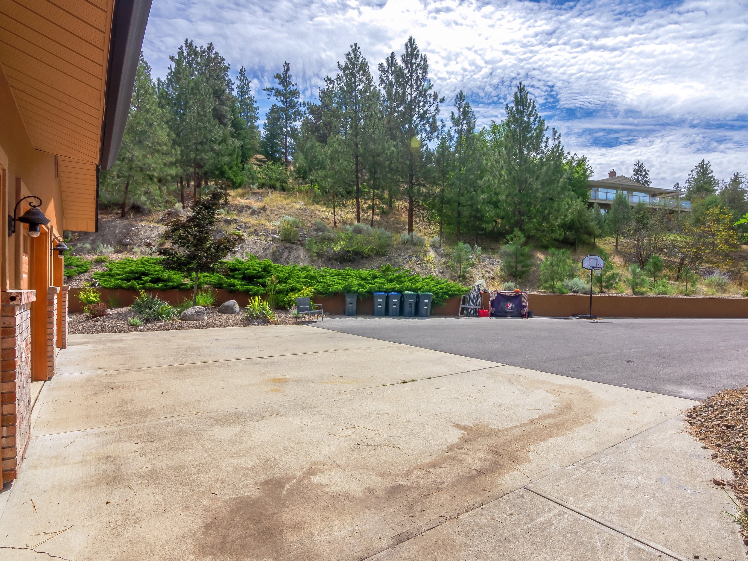 040-P2366611-HDR-Edit.jpg