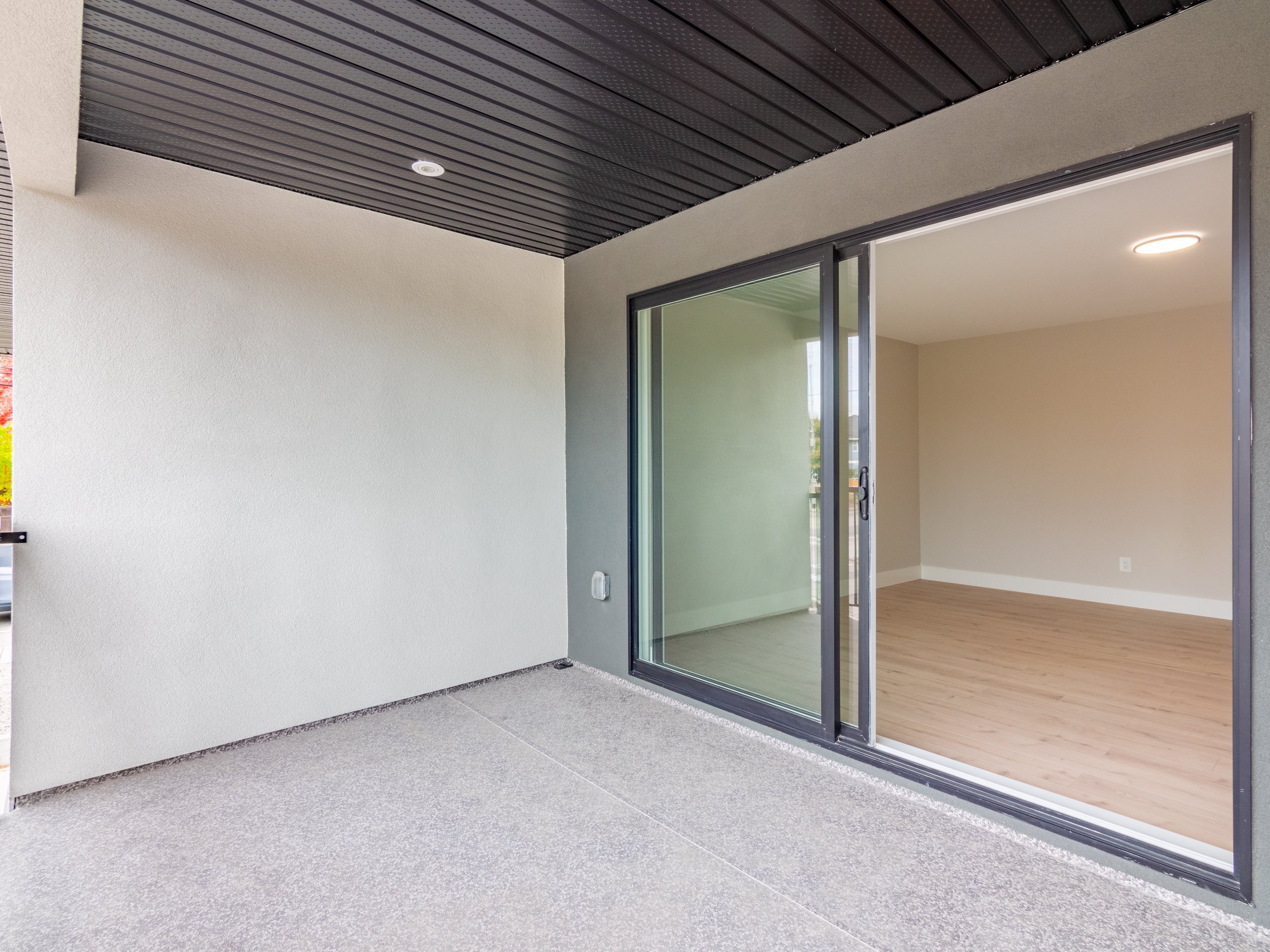 UNIT 2 Upper Patio.jpg