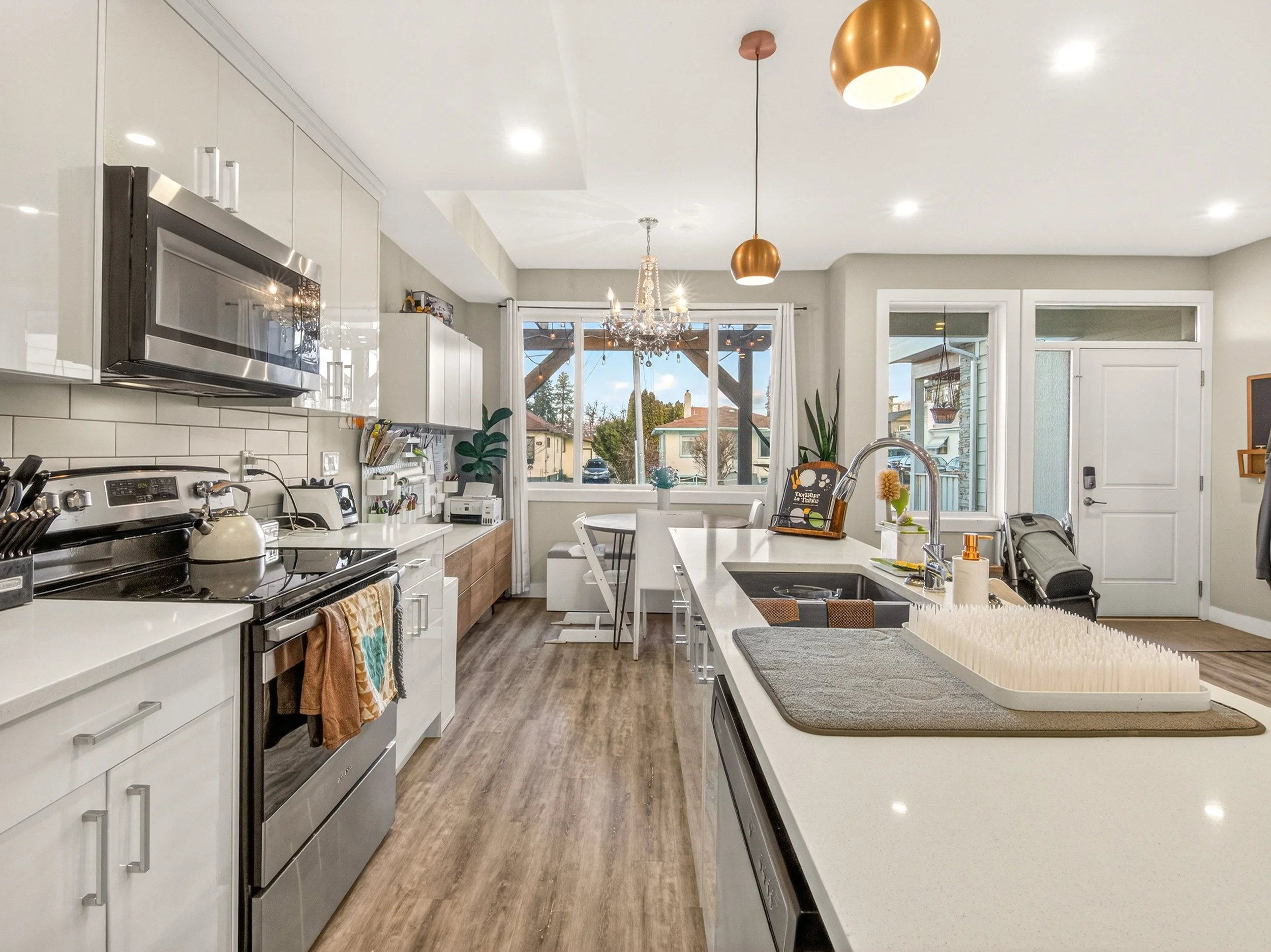 013-P2566830.jpg (Copy)