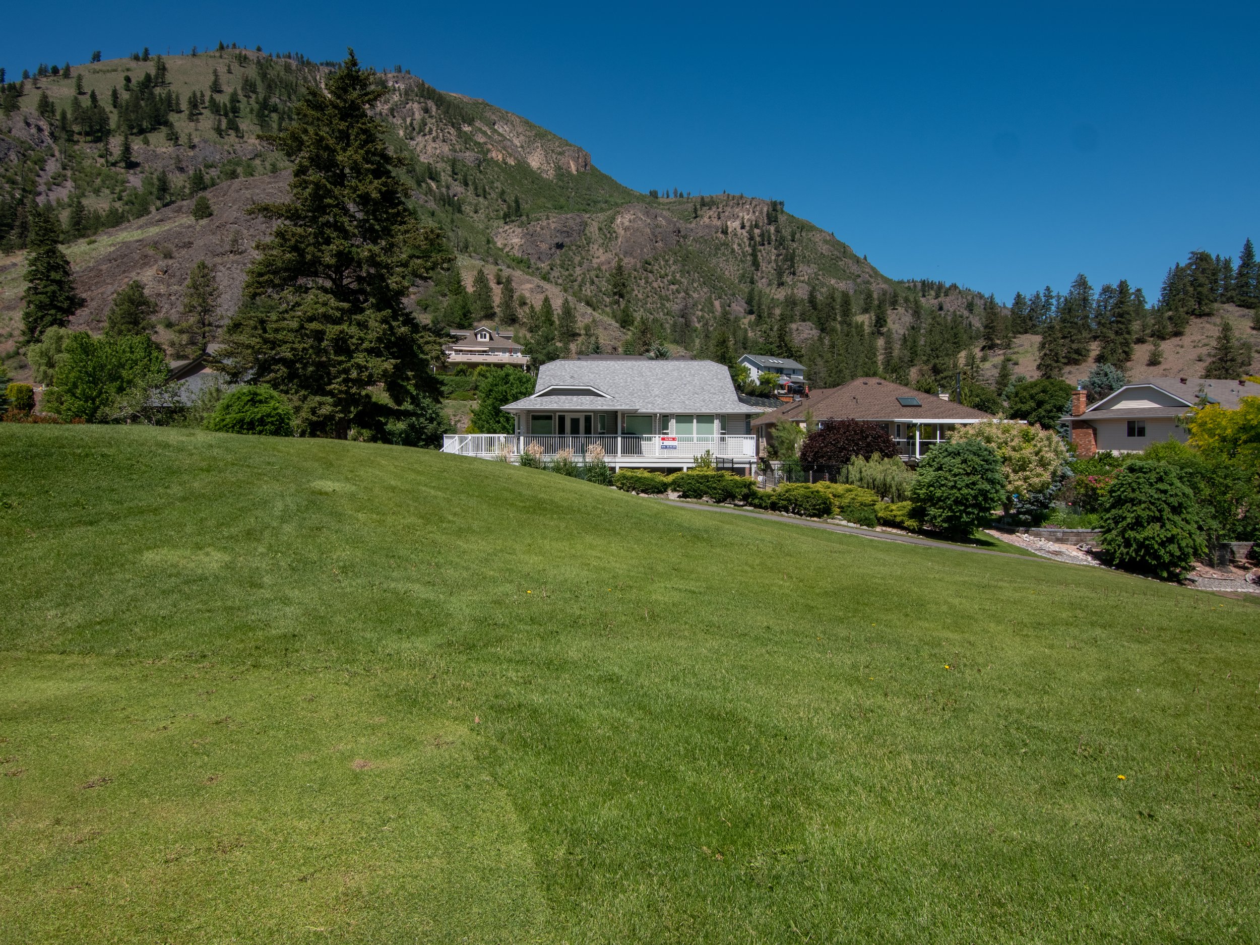 P1433533-HDR.jpg