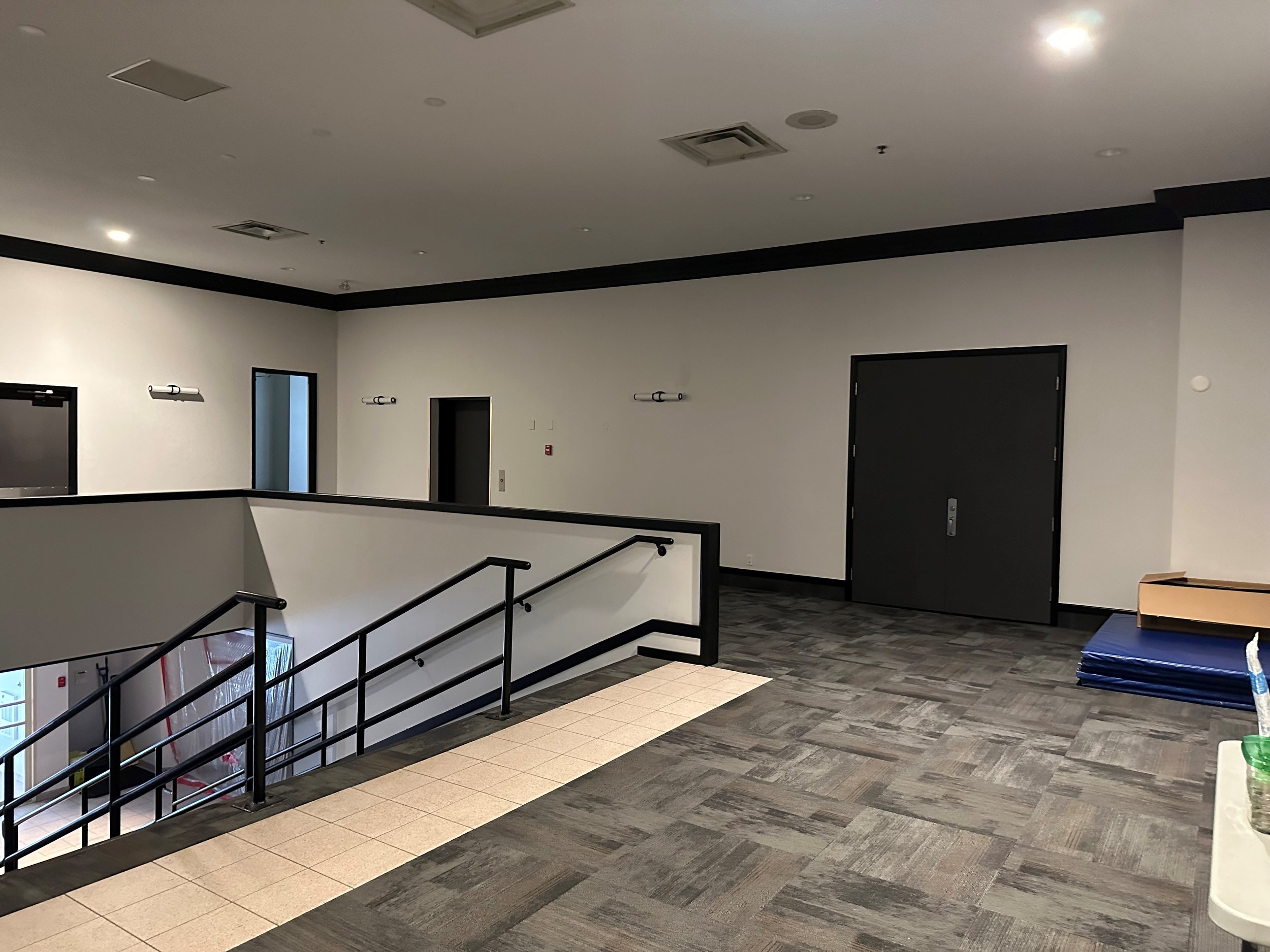352 Winnipeg - 2023 2nd floor 2.jpg