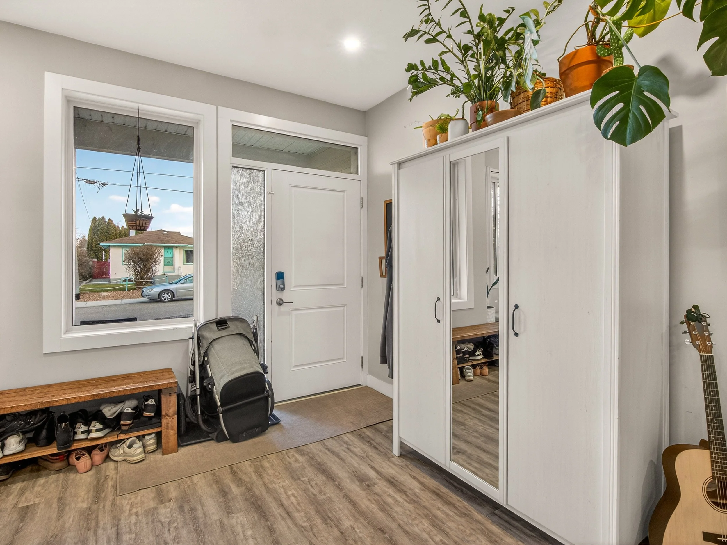 002-P2566732.jpg (Copy)