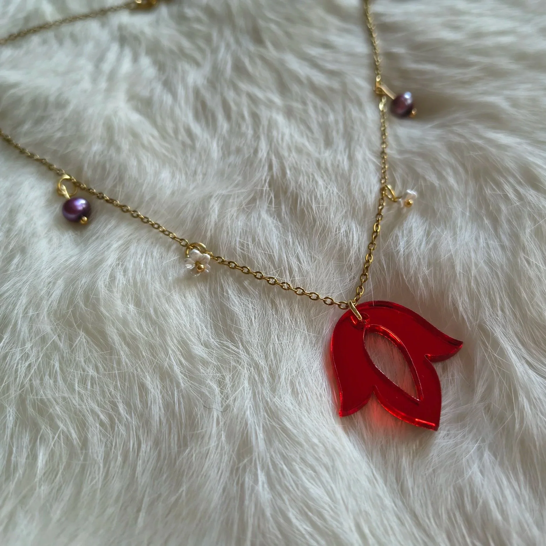 Acrylic & Pearl Necklace