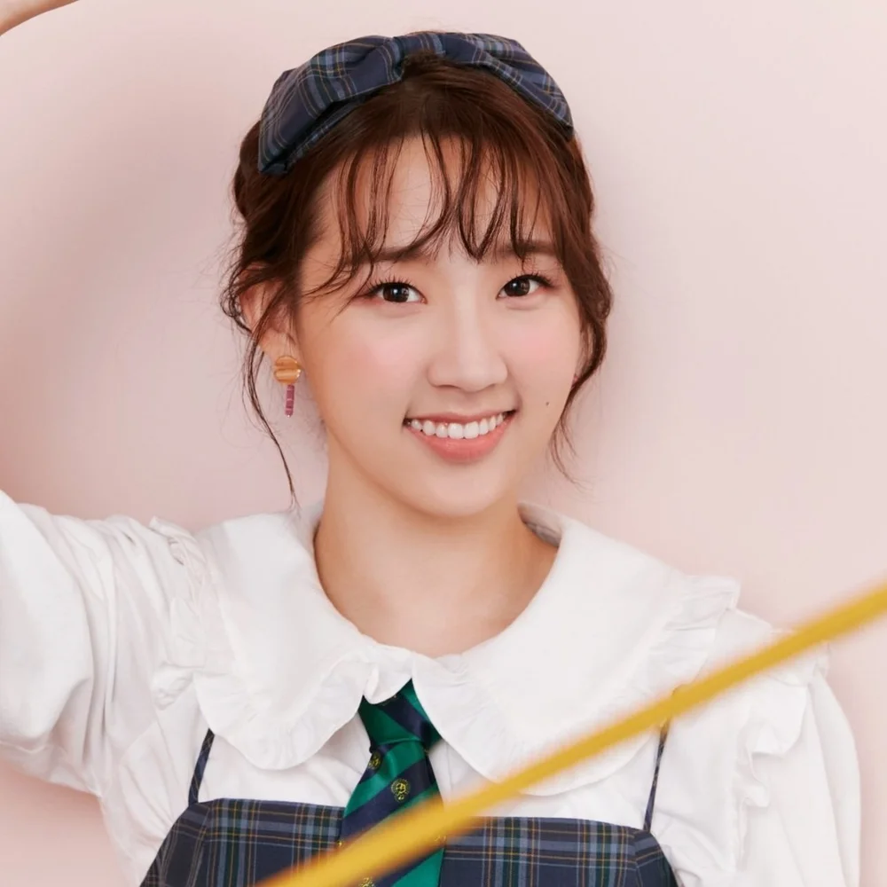Weeekly's Shin Jiyoon