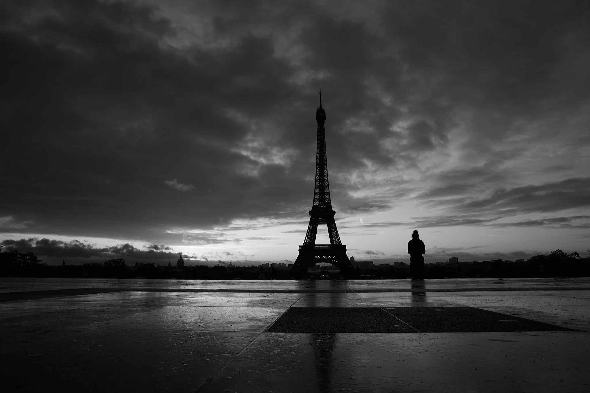 street-paris-eiffel-tower-dawn-solitude-black-and-white-marc-stanford.jpg
