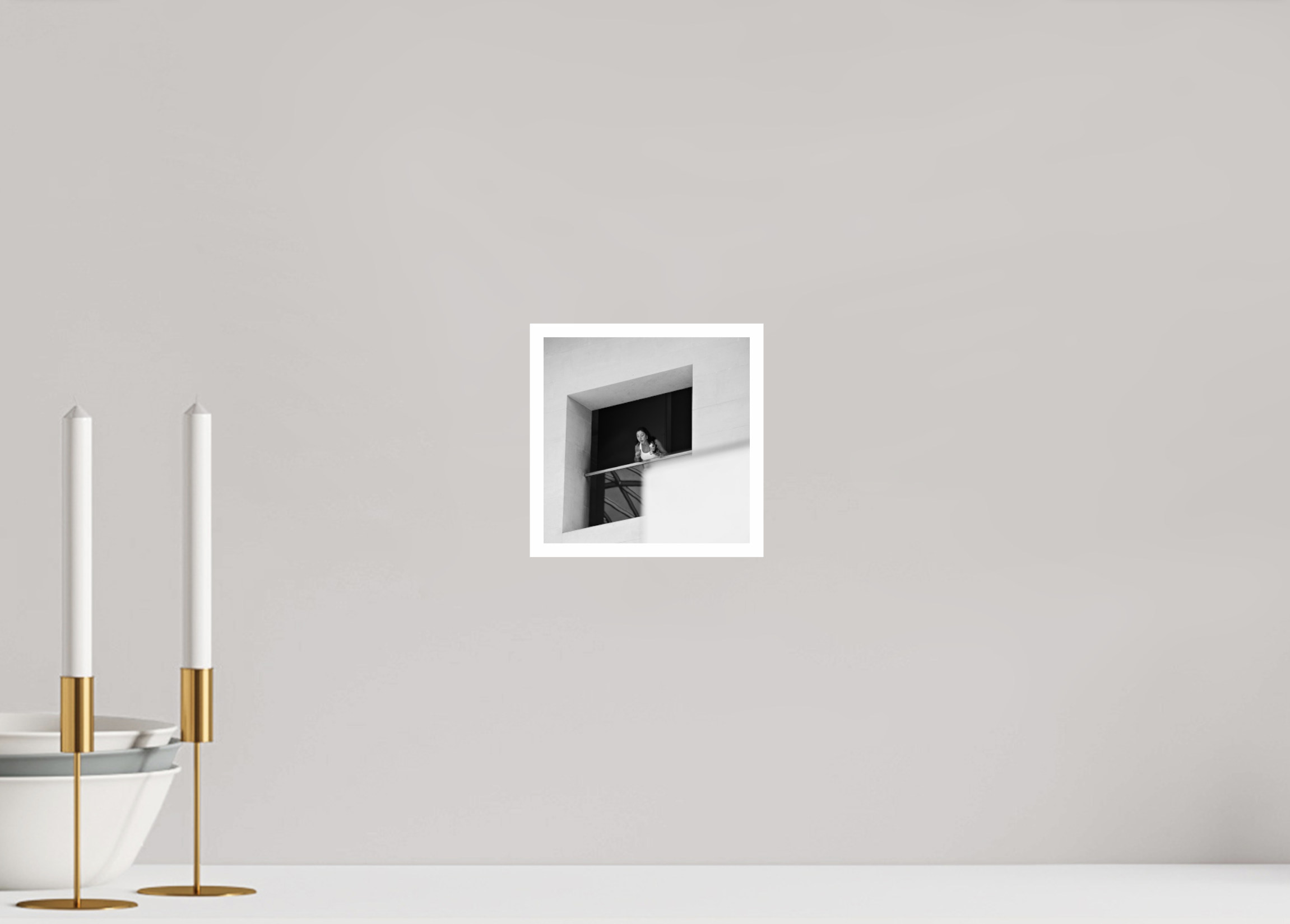 street-portrait-british-museum-candid-black-white-room-image