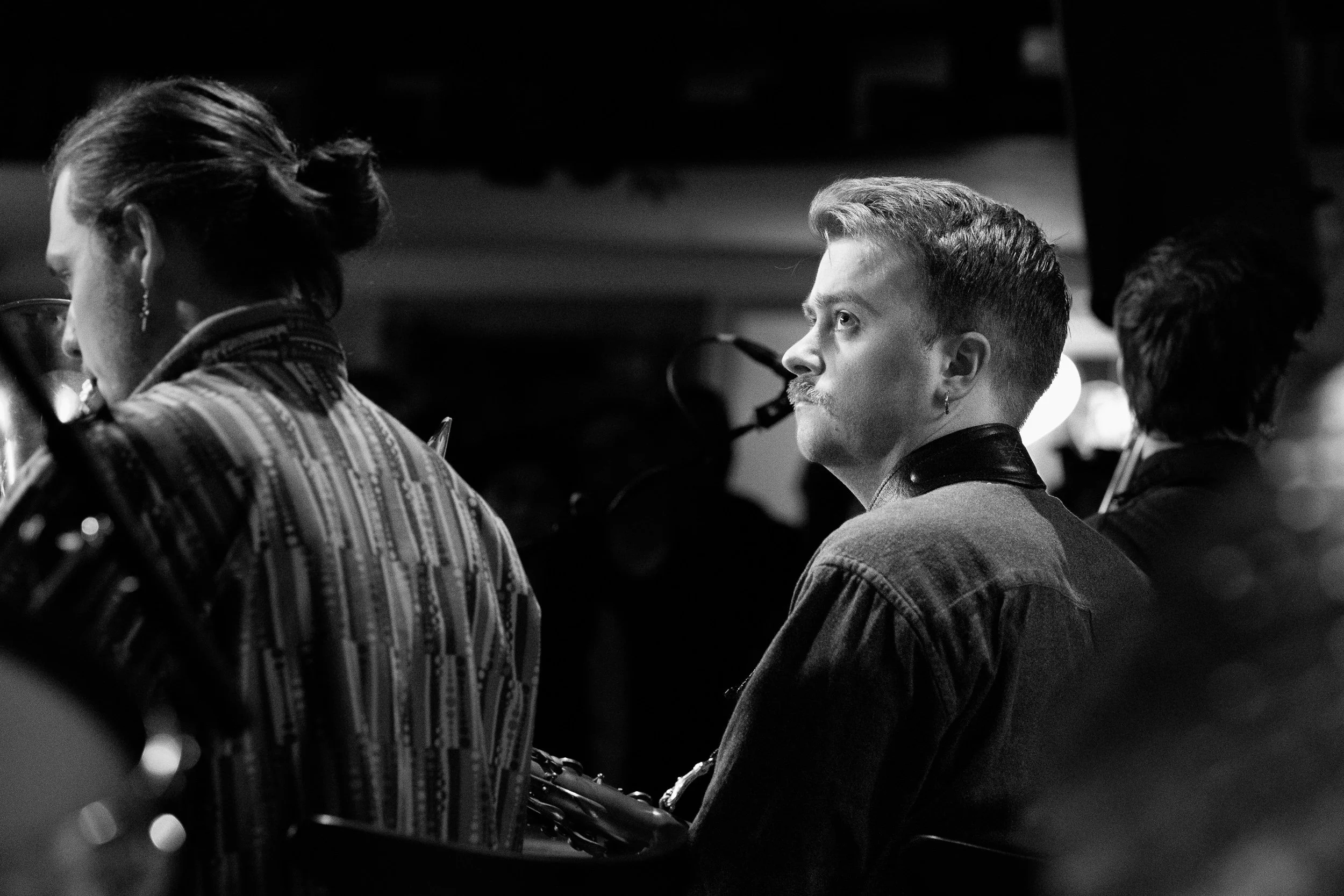 portrait-candid-jazz-orchestra-black-white-marc-stanford.jpg