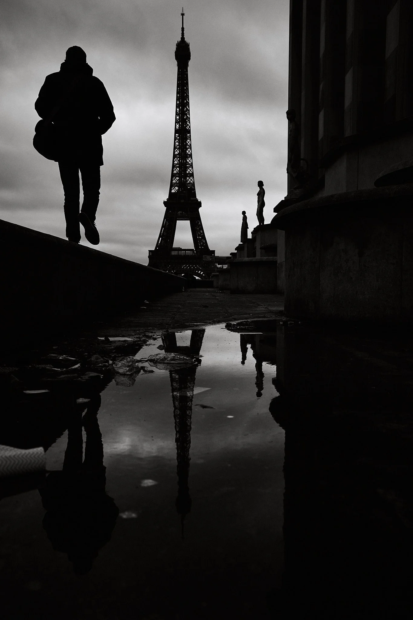street-paris-eiffel-tower-silhouette-reflection-black-and-white-marc-stanford.jpg