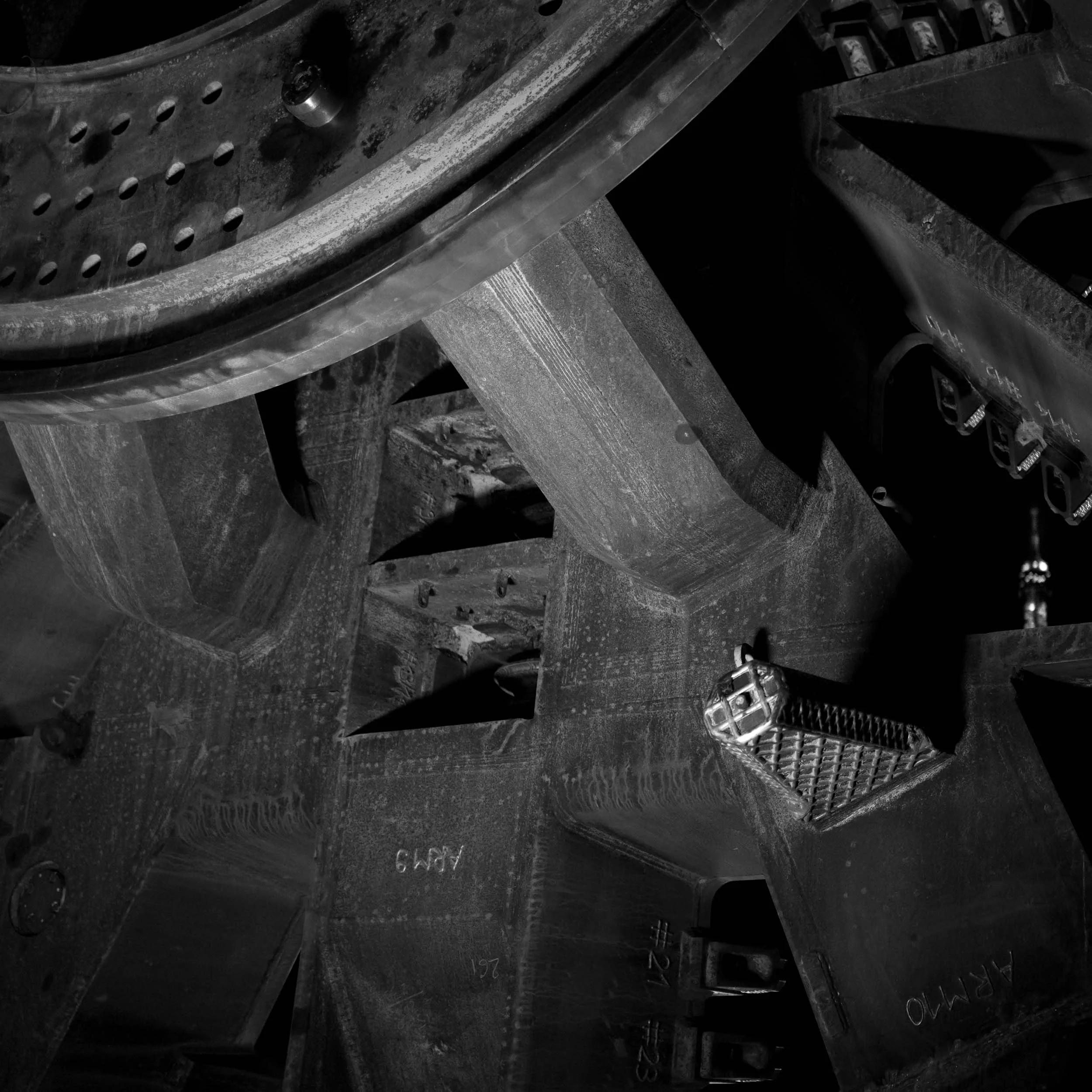 street-paris-machine-framing-eiffel-tower-black-and-white-marc-stanford.jpg