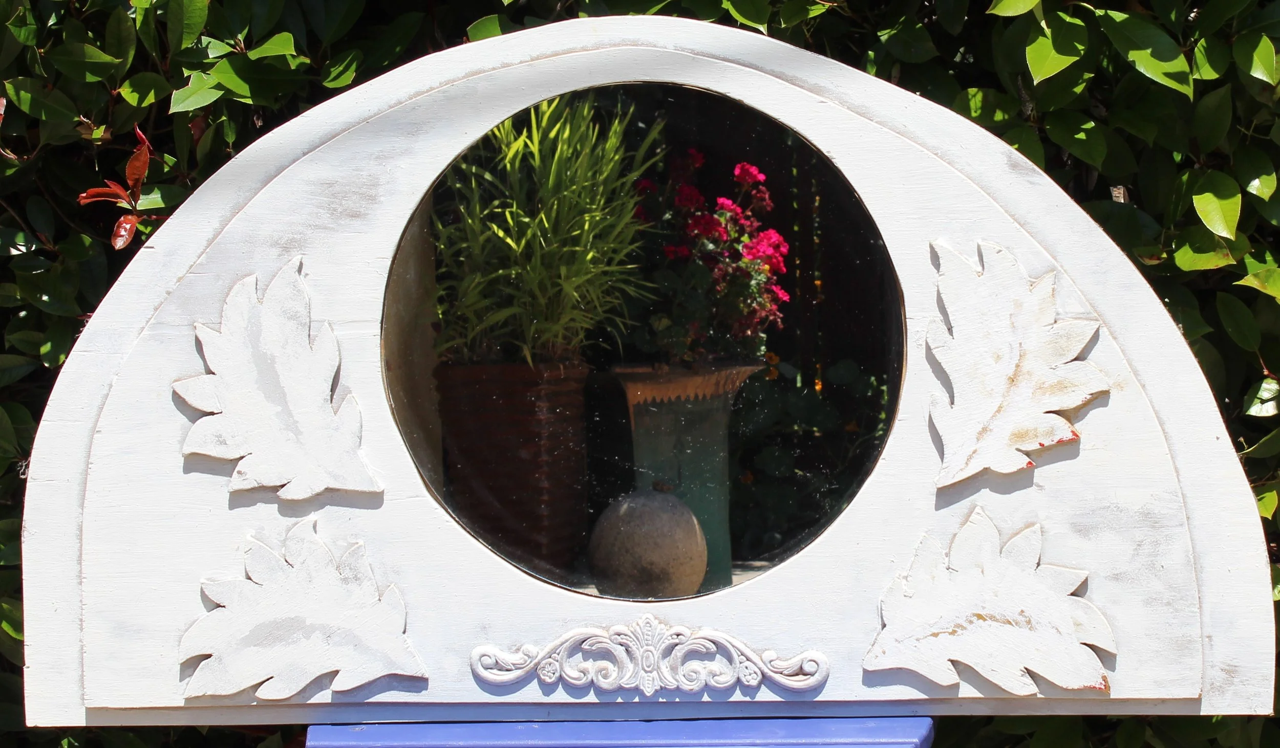 Arched plywood with mirror