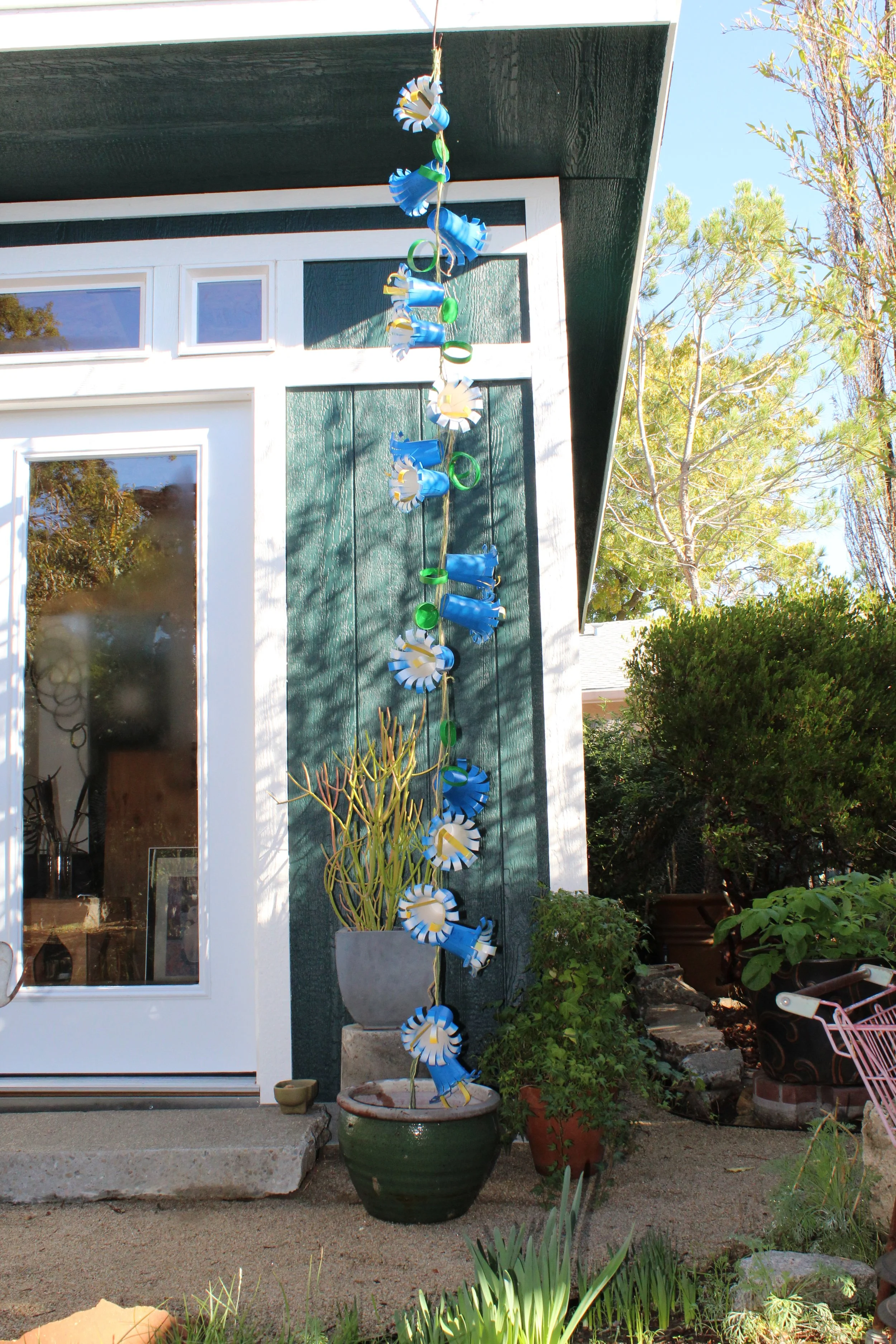 Coffee Vine - single use coffee cups