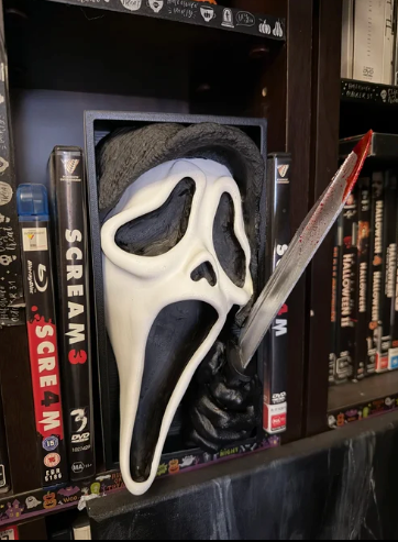 Scream-inspired wall art