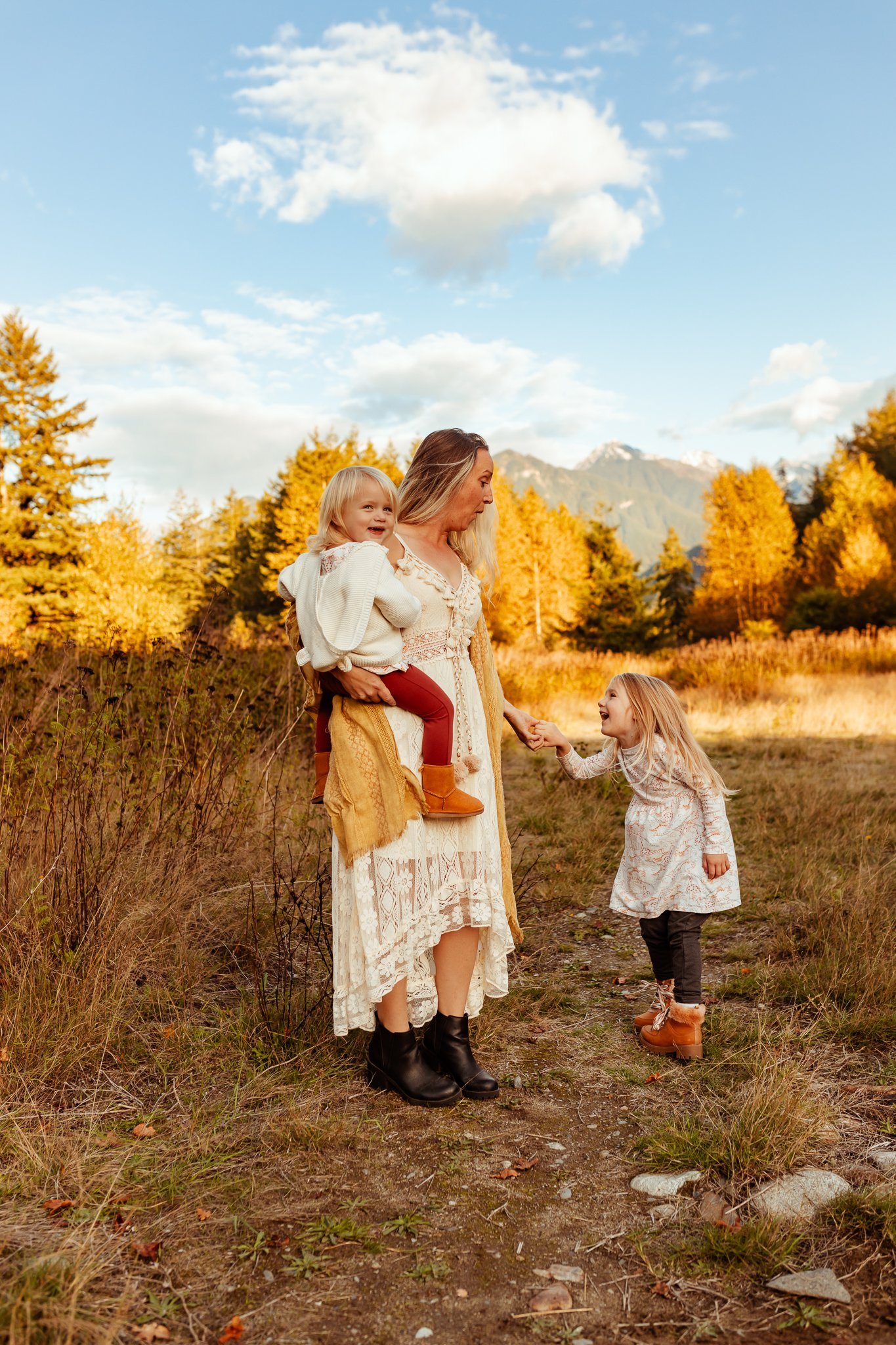 Mountain+top,+family+session,+chilliwack,+BC+Family+Photographer+(13).jpg