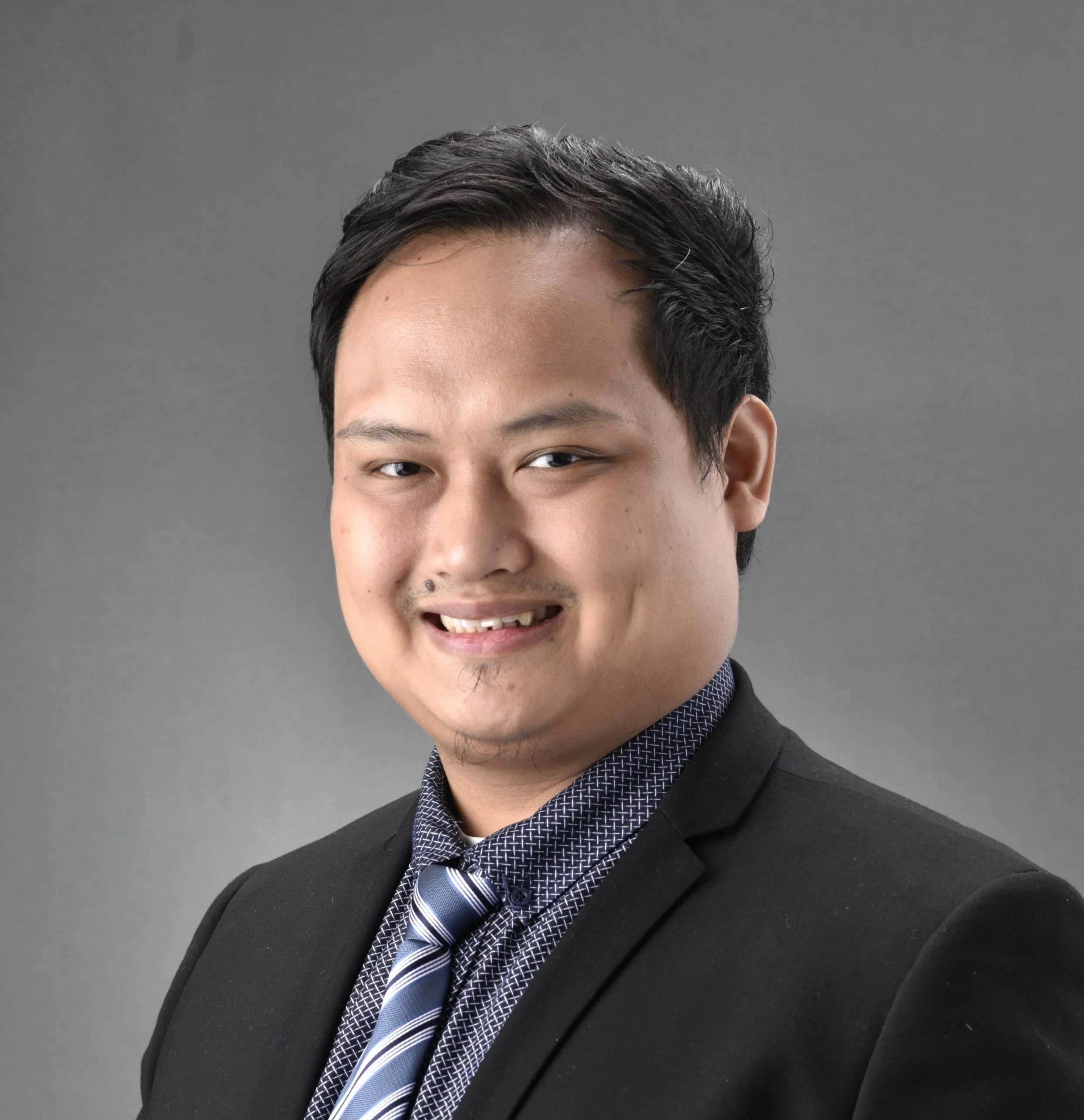 Jed Cabrega Headshot.jpeg