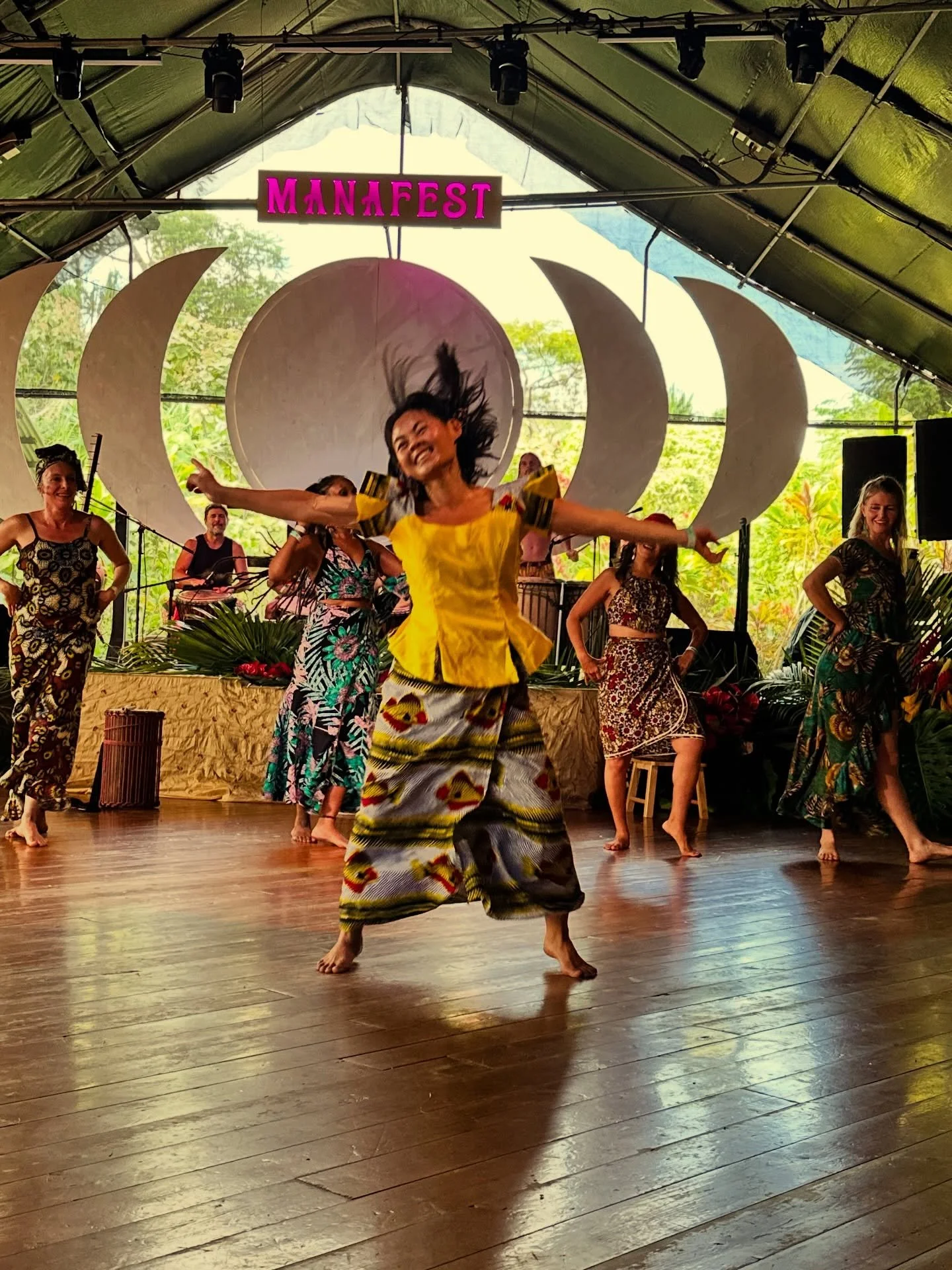 Mana Fest 2026&hellip; wow!!! 
We are speechless. 🎉 
What unfolded was pure magic.

🎶 From the Hawaiian voices and cultural offerings, to the music that moved us deeply and got us singing and dancing, to the beautiful vendors selling their amazing 