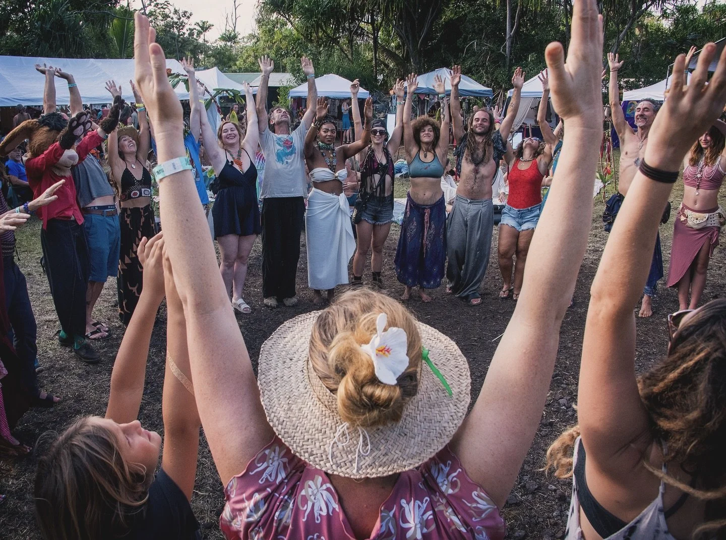 Mahalo for this community! Together, we are stronger. ❣️
All ages, weaving together in love. 

Thank you Mana Family for this gift of togetherness. 🙏