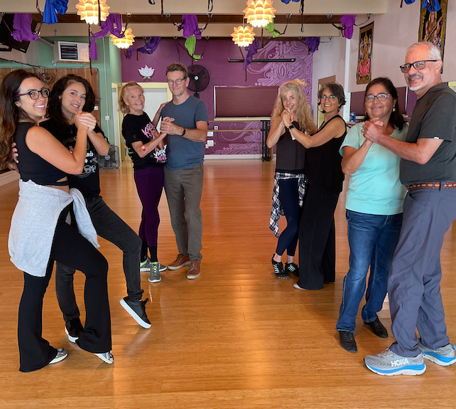 Salsa Rueda Intro with Kirsten Cohen