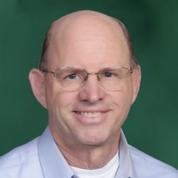 Randy_Headshot 2024_small.jpg