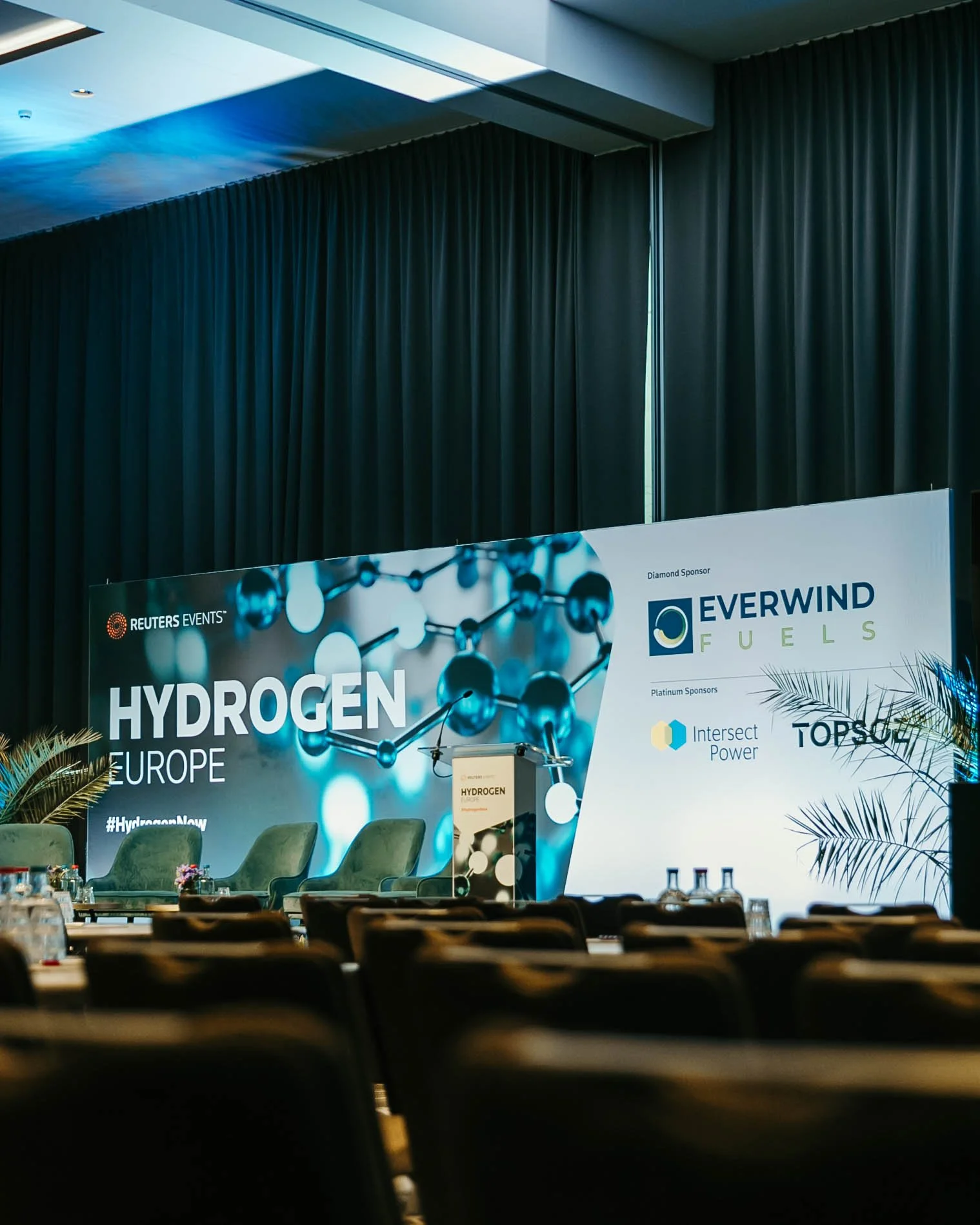 Copy of B39I1128.jpg