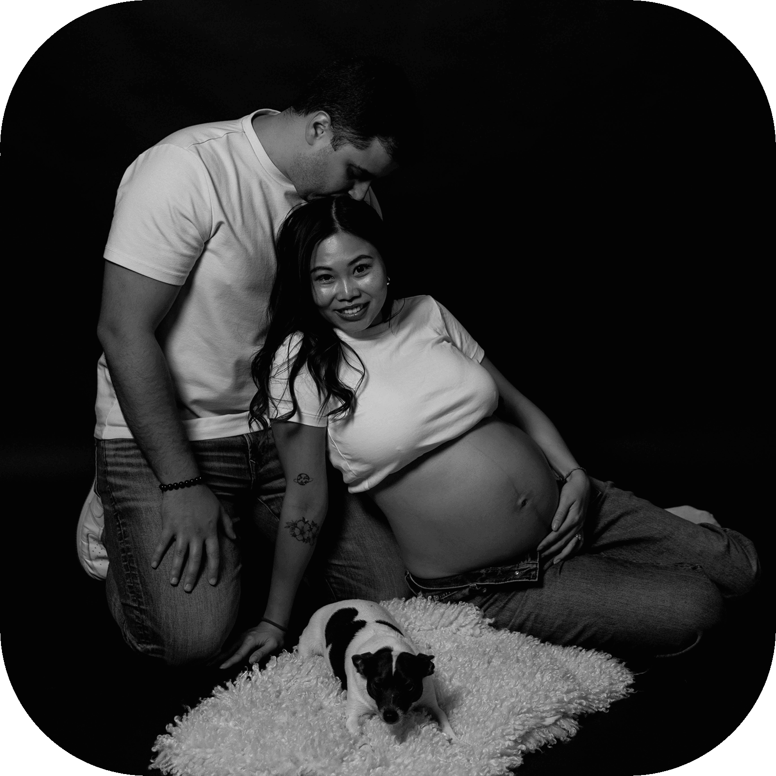Maternity photoshoot in Vancouver