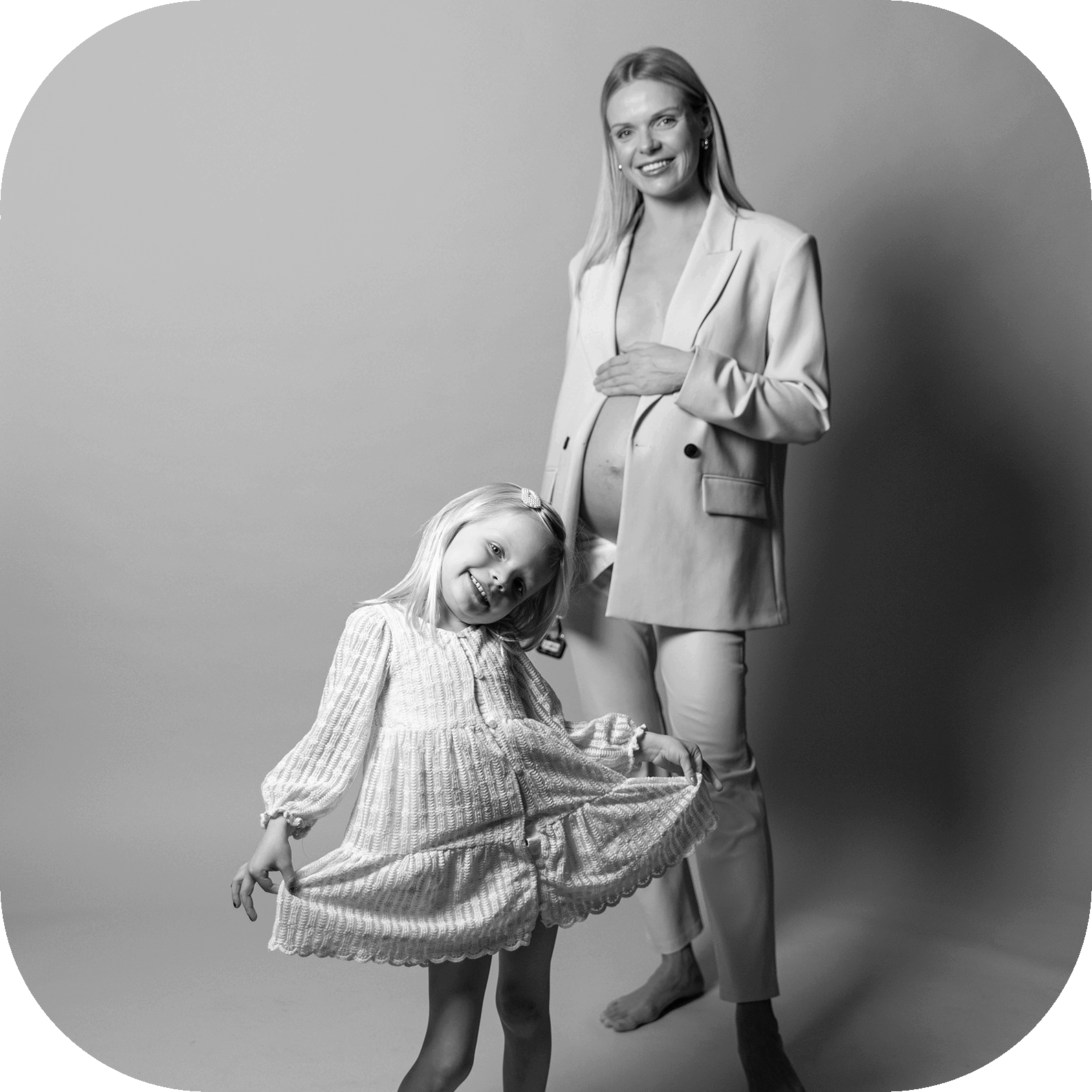 Maternity photoshoot in Vancouver