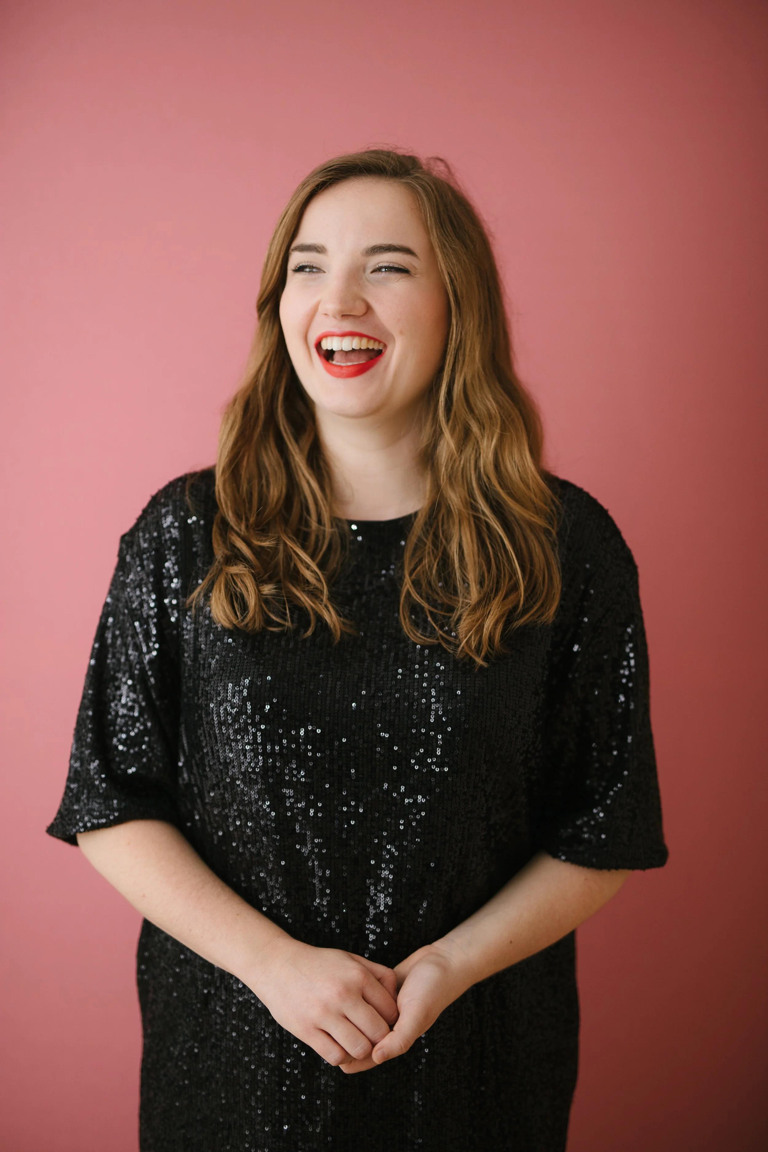 fotoshooting-personal-branding-frau-lachend.jpg