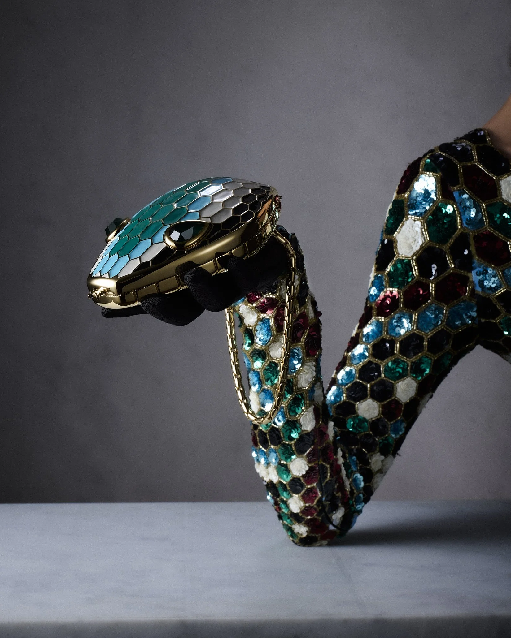 R749_GDE_GD-012226 V Magazine BVLGARI_0065_R2.jpg