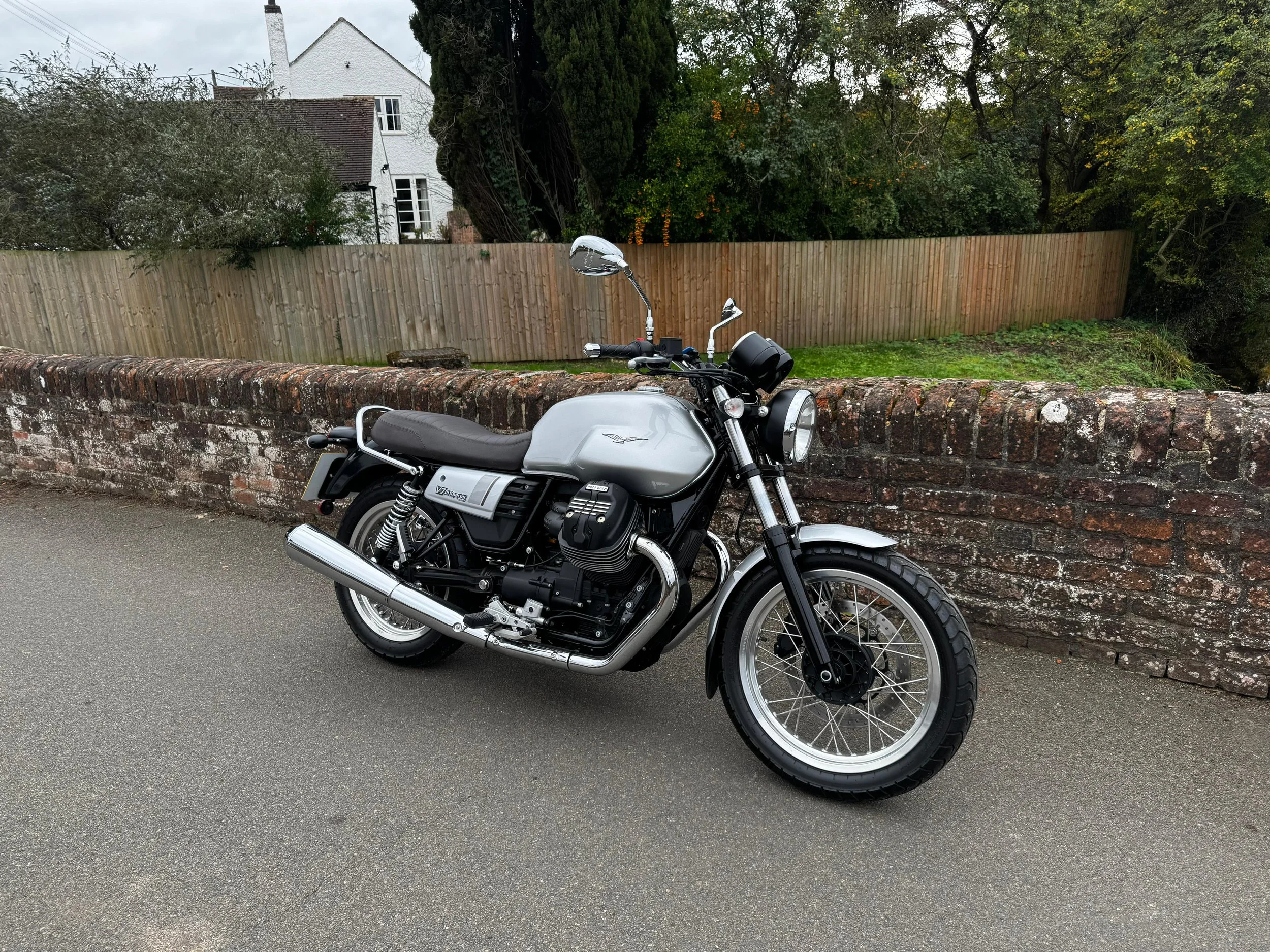 MOTO GUZZI V7 SPECIAL