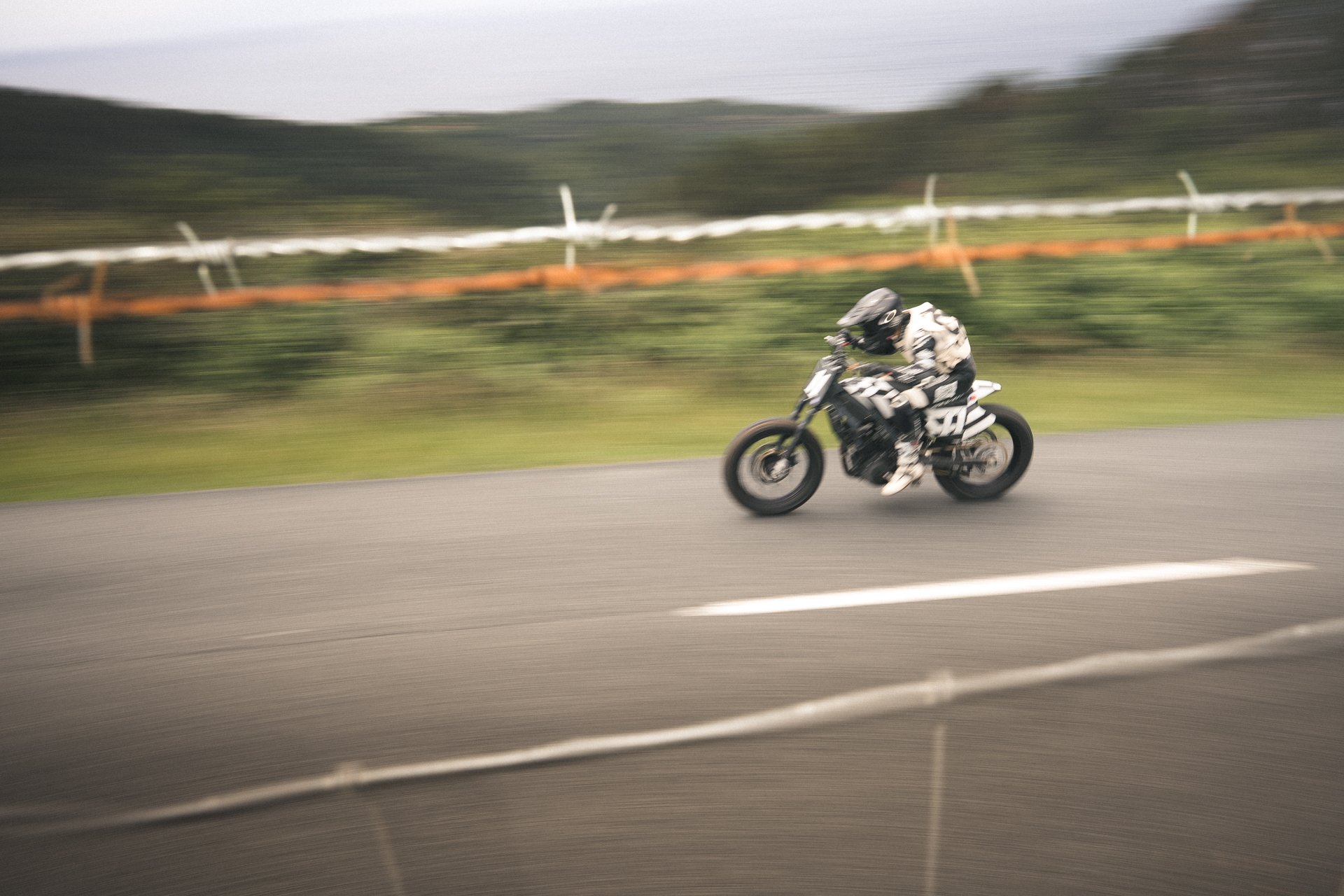 Fred-Nicolas-Photogrape-Biarritz-PAris-Wheels-and-waves-24.jpeg