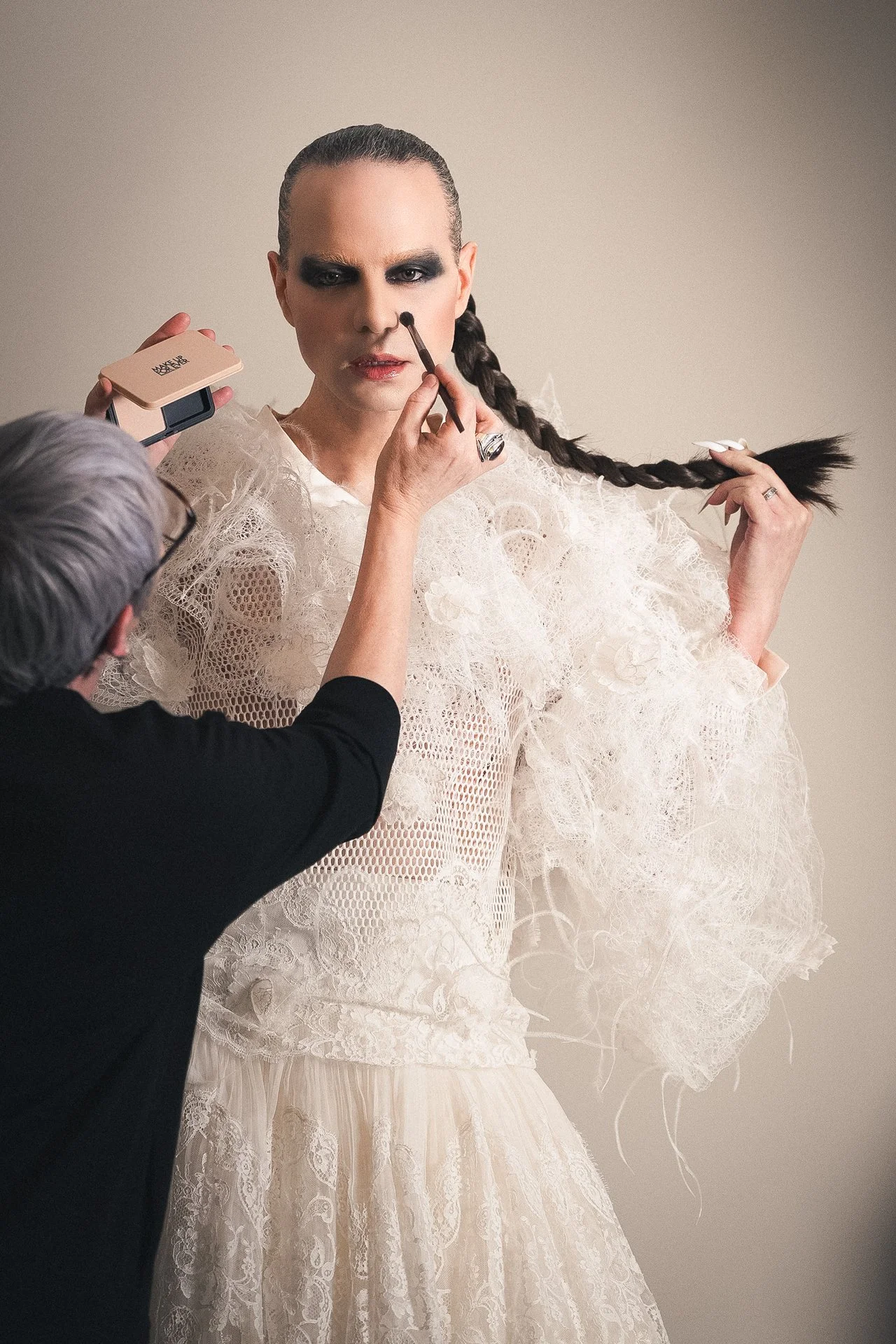 Fred-Nicolas-Alexeis-Mabille-Make-Up-Forever-104-3.jpeg