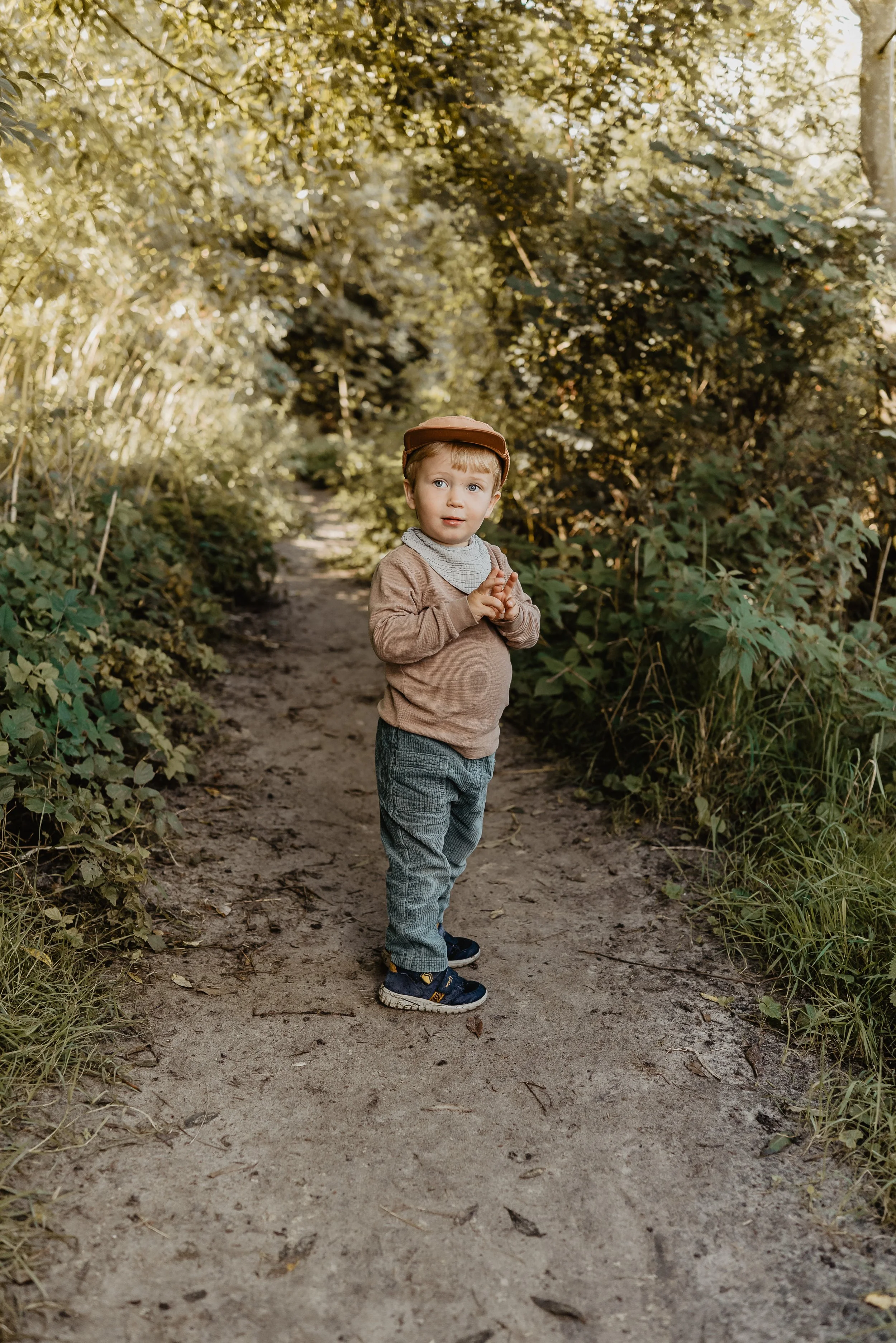 Ein Sommer Familien-Shooting an der Elbe 01
