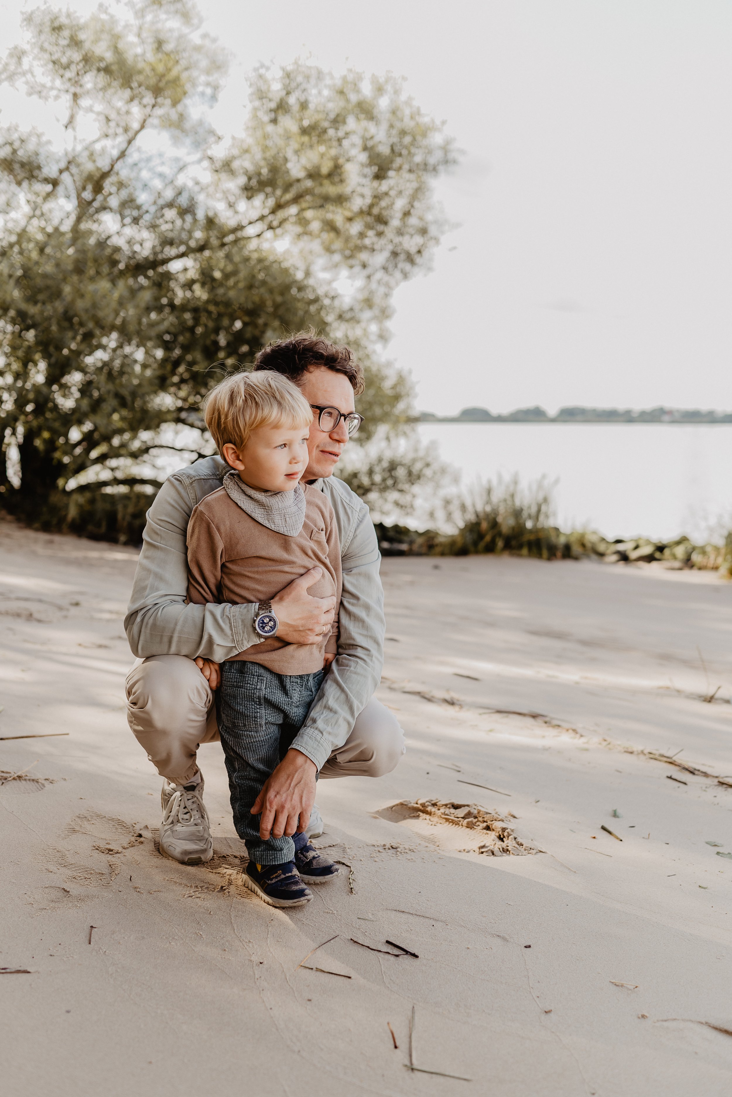 Ein Sommer Familien-Shooting an der Elbe 07