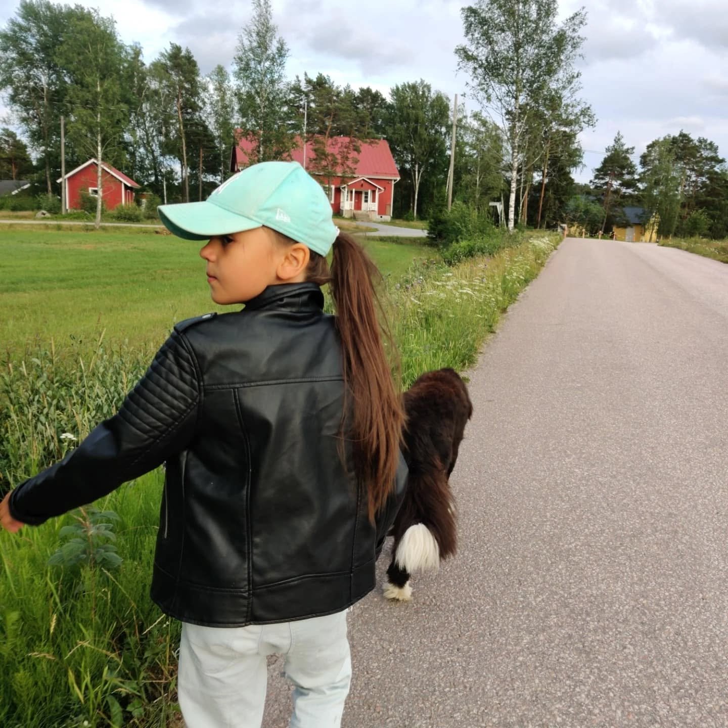 Se ket&auml; antoi minulle t&auml;rkeimm&auml;n tittelin - &Auml;iti ✨
 
T&auml;n&auml;&auml;n vietet&auml;&auml;n ihanan rakkaan esikoiseni 12v syntym&auml;p&auml;iv&auml;&auml;. 🥺✨🧡

#&auml;itiys #vanhemmuus #syntym&auml;p&auml;iv&auml;