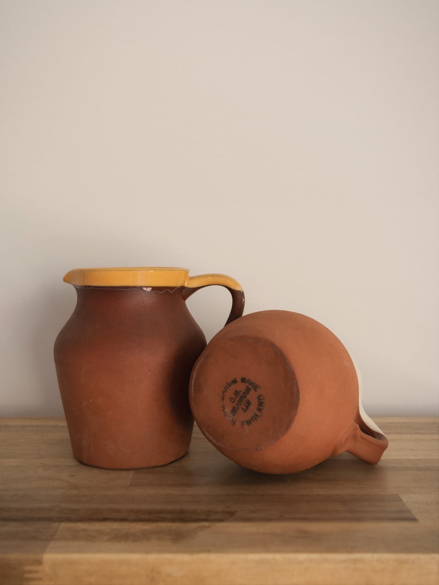 vintage_terracotta_yellow_white.jpg
