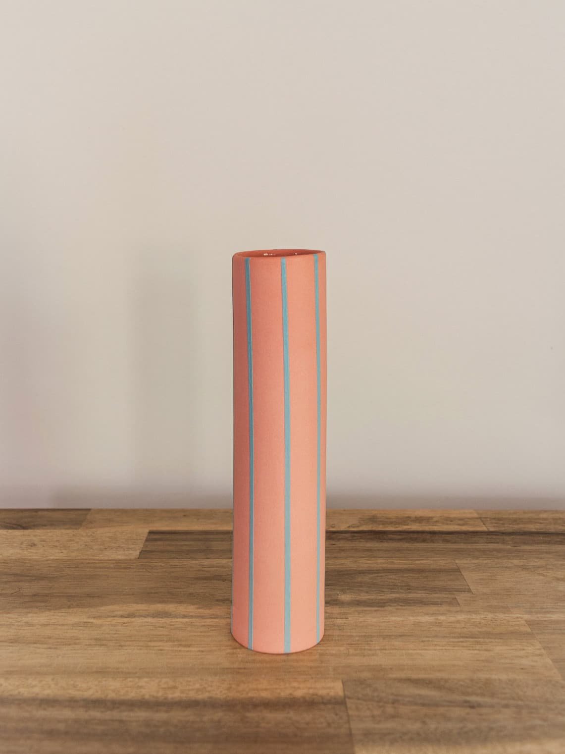 aeyom_vase_pink.jpg