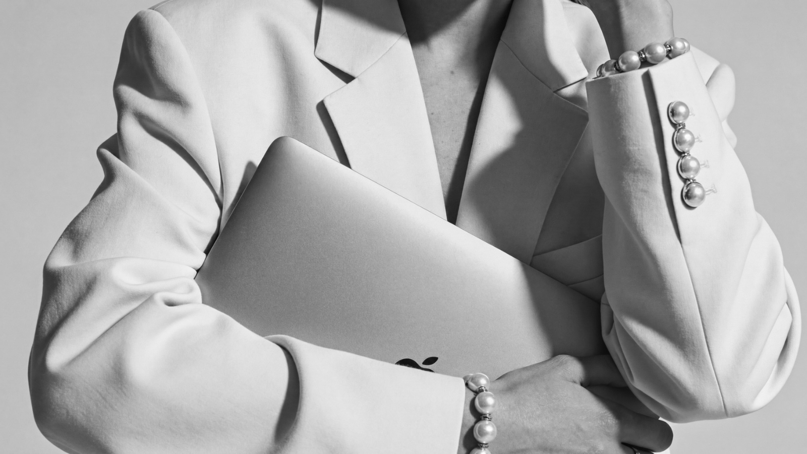How to Start a Profitable Cosmetic Clinic From Scratch