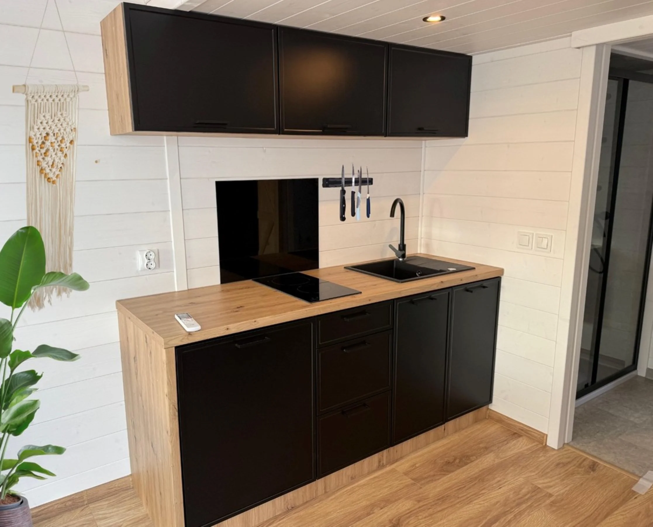 Innen neue Absprerrung 3.jpg