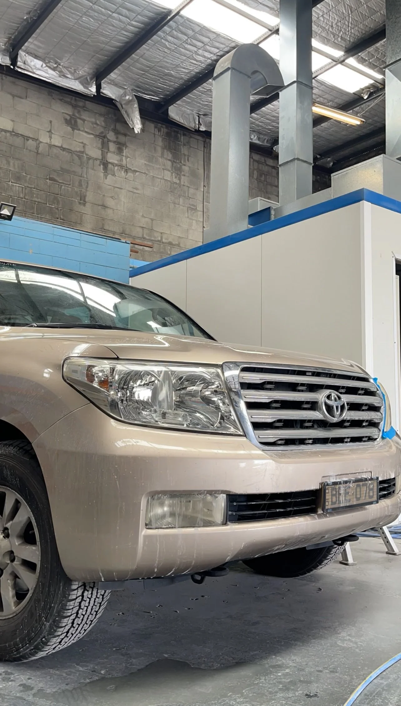 Headlight Restoration, Panel Repairs, Panel Beating, Archerfield.