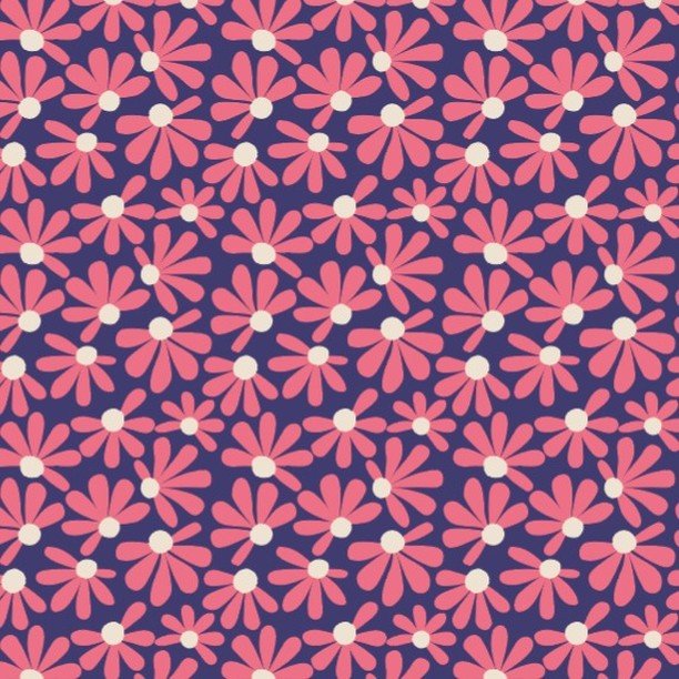 Offering many colorways can bring fresh energy and variety to a simple daisy pattern. #surfacepatterndesign #daisy #patterndesign #color #floral #flowerpattern
