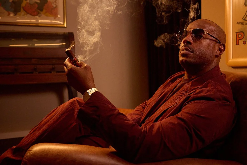849_wPWfsM_20260402_cigar_aficionado_marlon_wayans_007.jpg