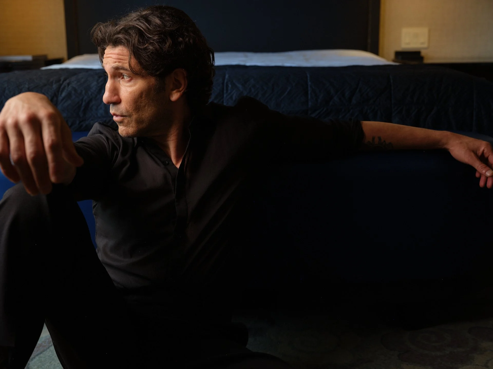 892_3Z8PCv_20260716_wapo_jon_bernthal_014.jpg