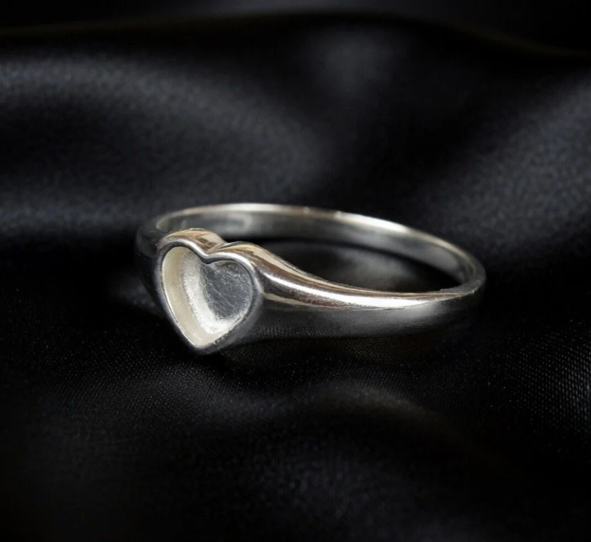925 Sterling Silver Heart Signet Ring