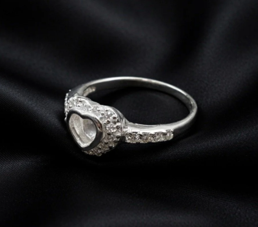 925 Sterling Silver & Cz Heart Ring