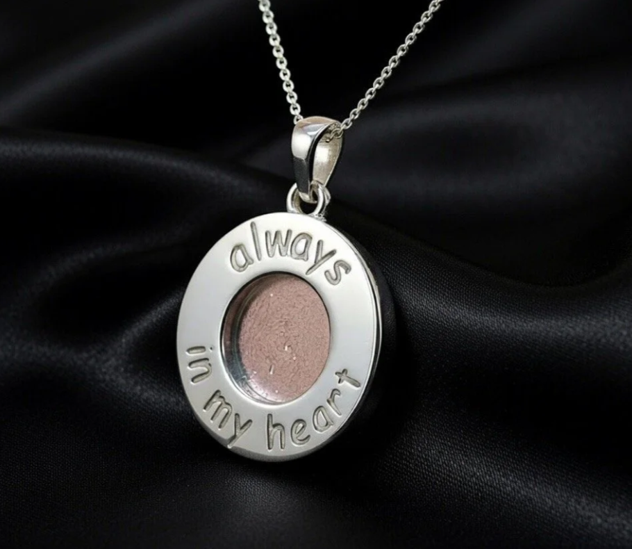 925 Sterling Silver “Always in my heart” Pendant