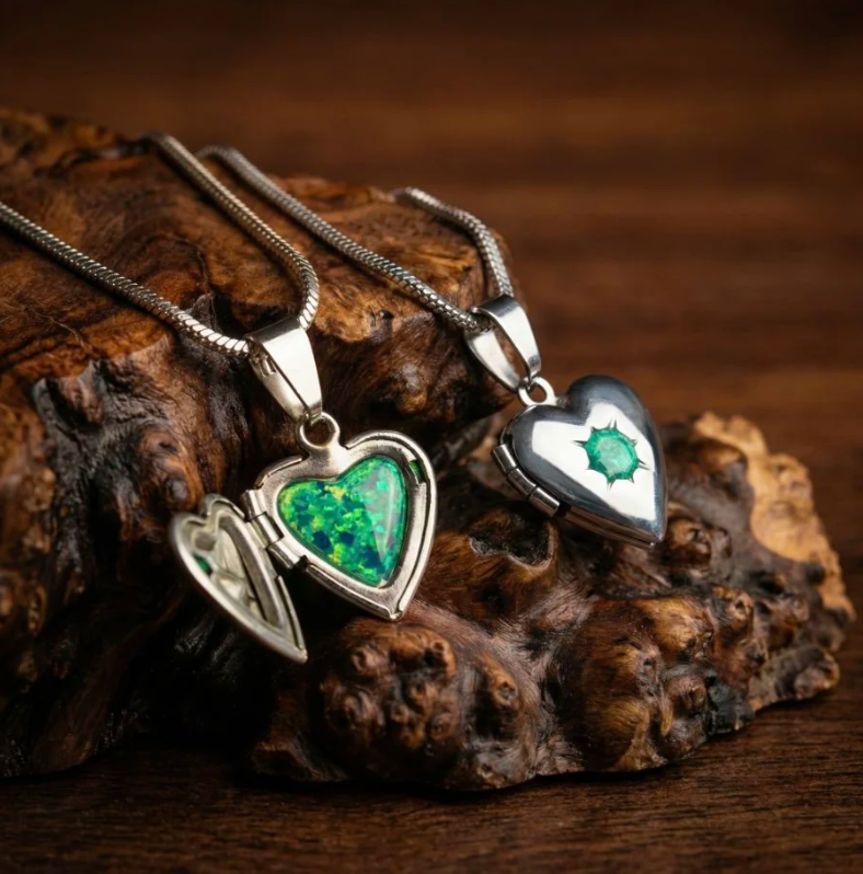 Heart Locket/Pendant & Chain