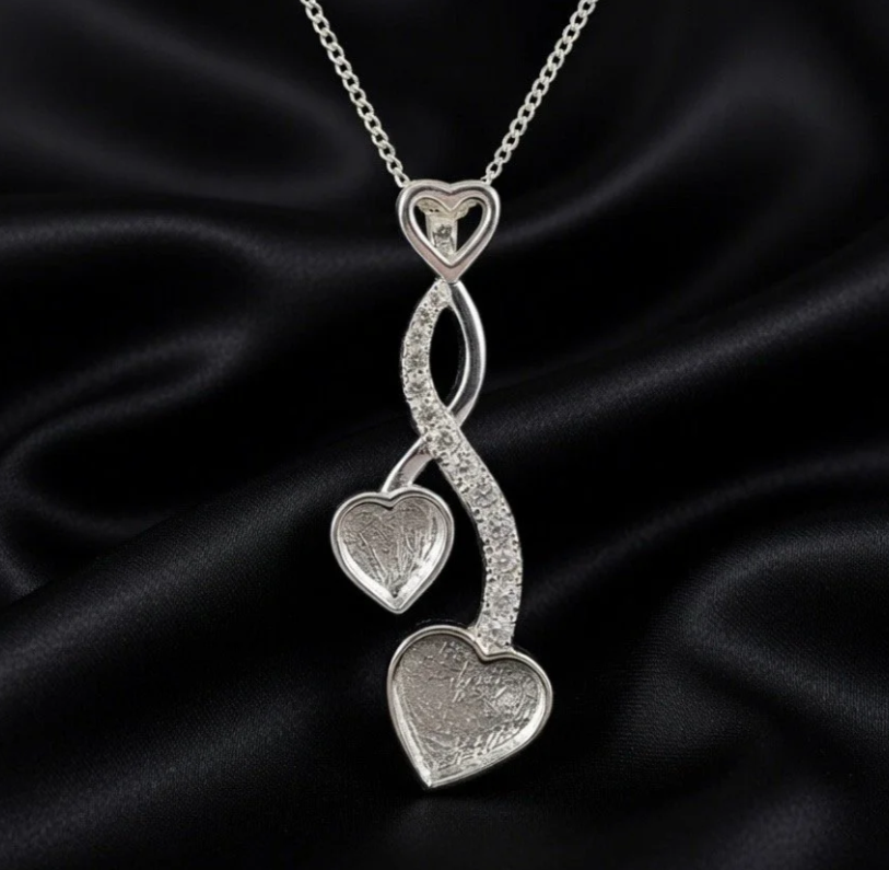 925 Sterling Silver Entwinned Hearts & Cz pendant