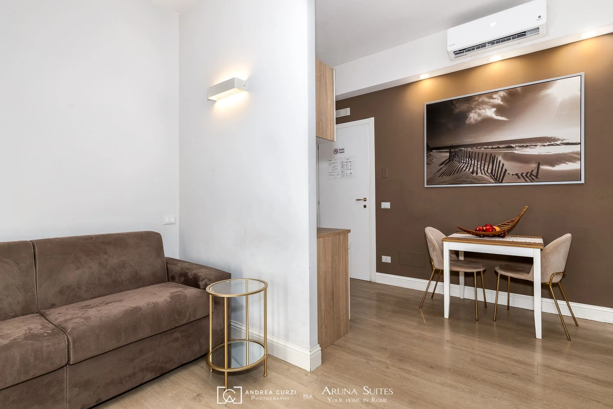 SOGGIORNO FOTOGRAFIA INTERNI B&B DI ANDREA CURZI ROMA 3.jpg