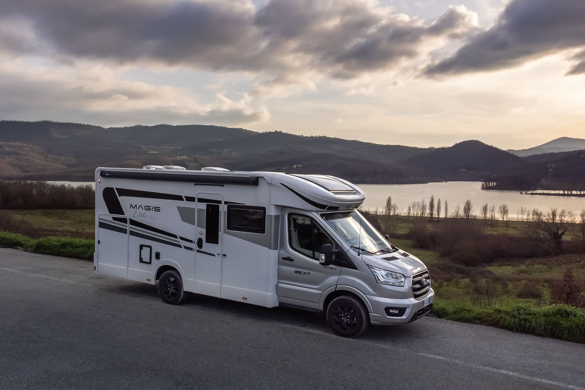 Lago di Bilancino Drone Camper 1 Web.jpg