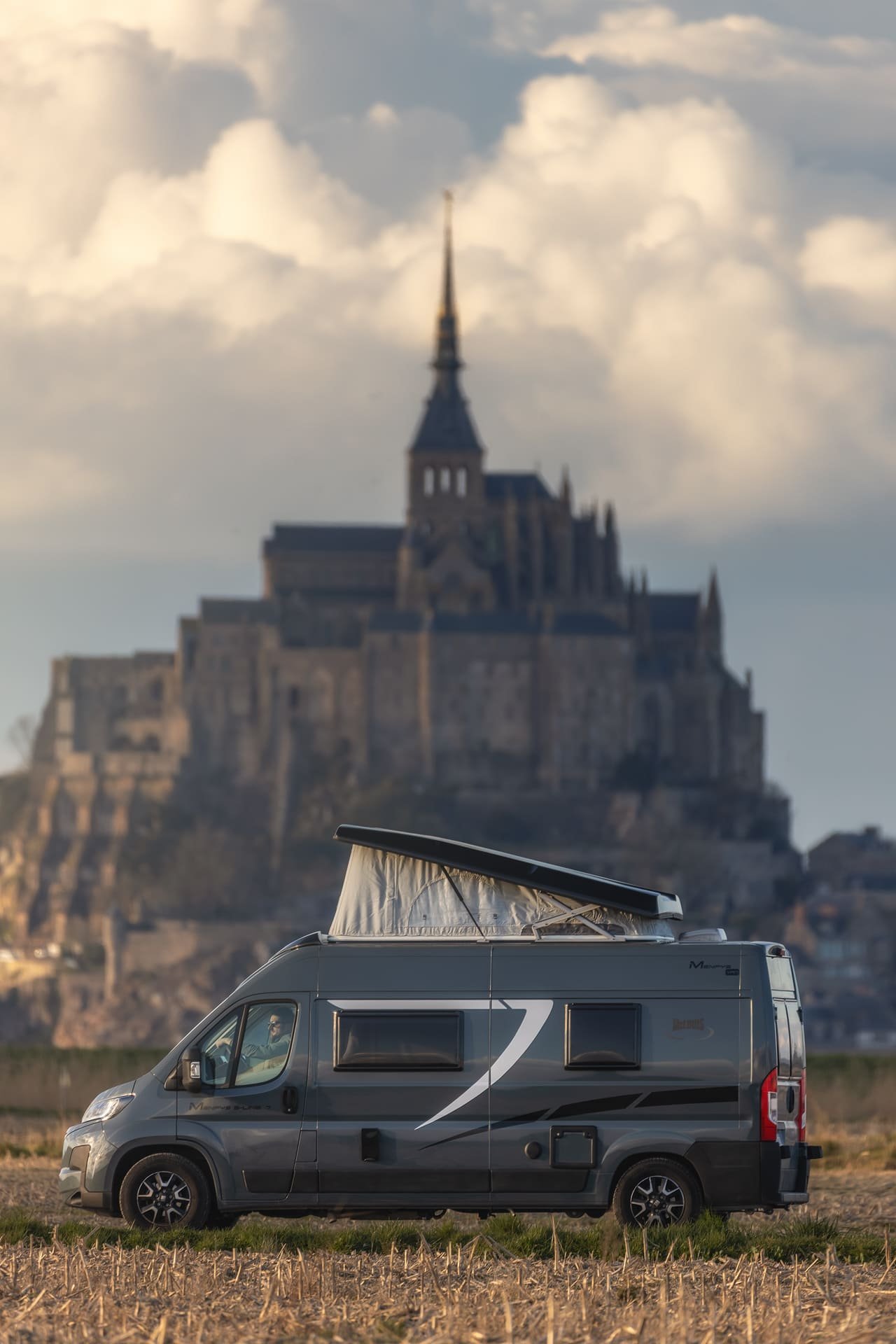Normandia Camper Mont Saint Michel Fuori Fuoco 3 web.jpg